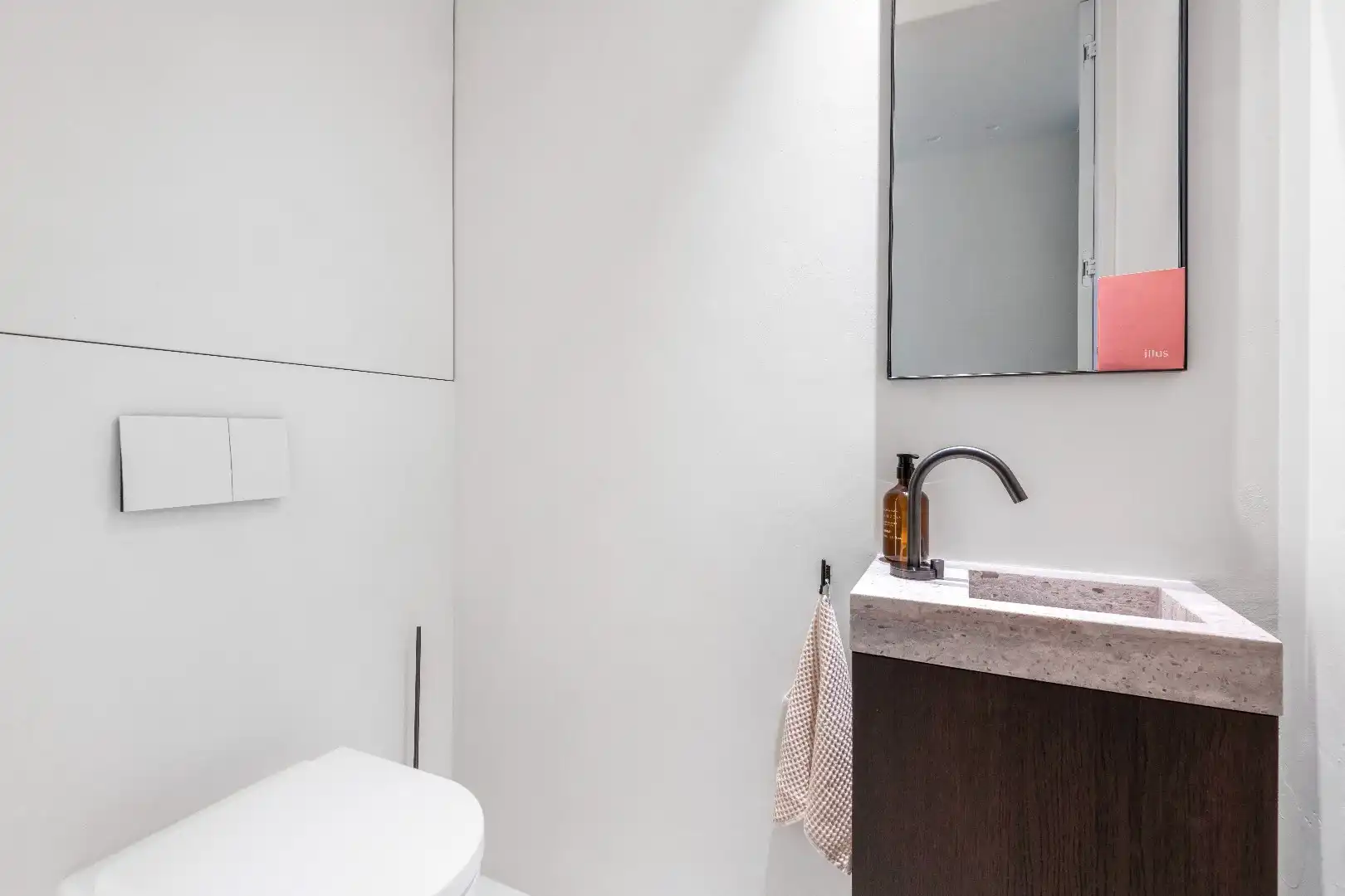 Hoogstaand afgewerkt appartement  met open zicht gelegen vlakbij de Dumortierlaan en op een steenworp van de Zeedijk.   foto 16