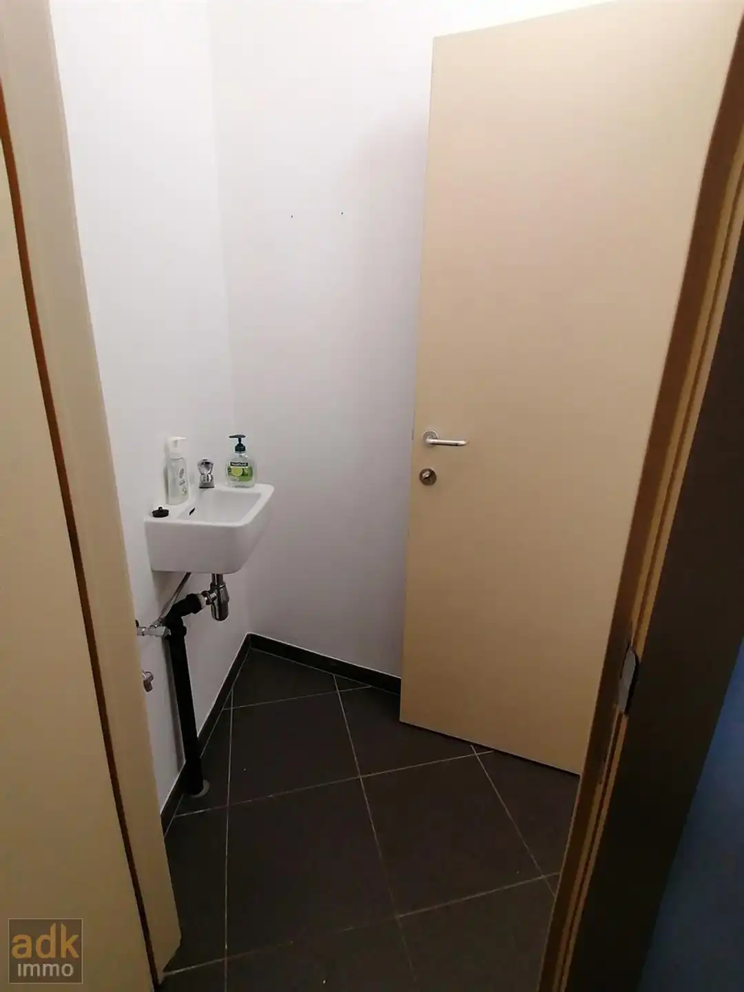 Unieke commerciële ruimte in Koksijde-Bad /incl. parking foto 13