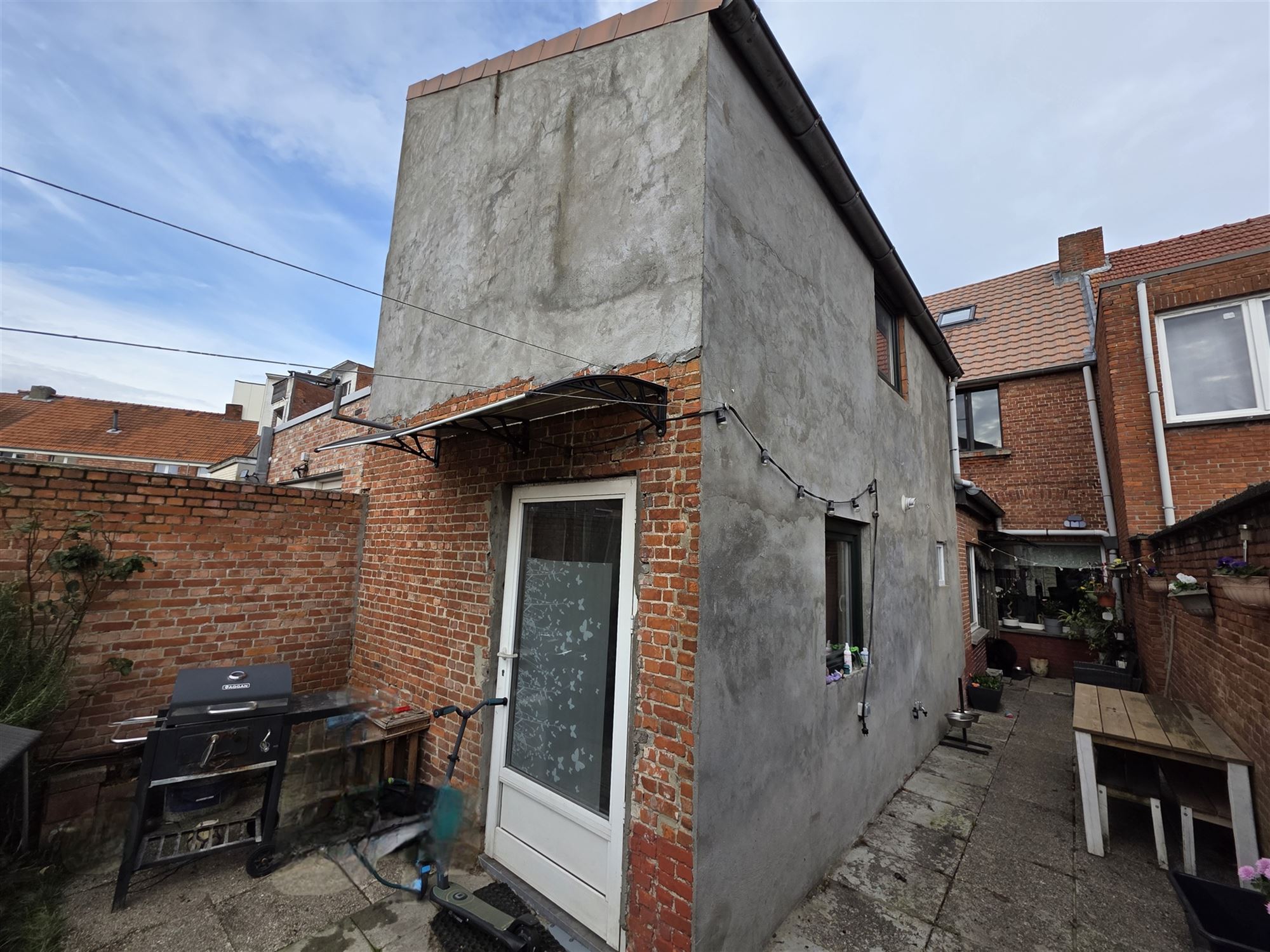 Gezinswoning met 4 slaapkamers en zonnige tuin foto 20