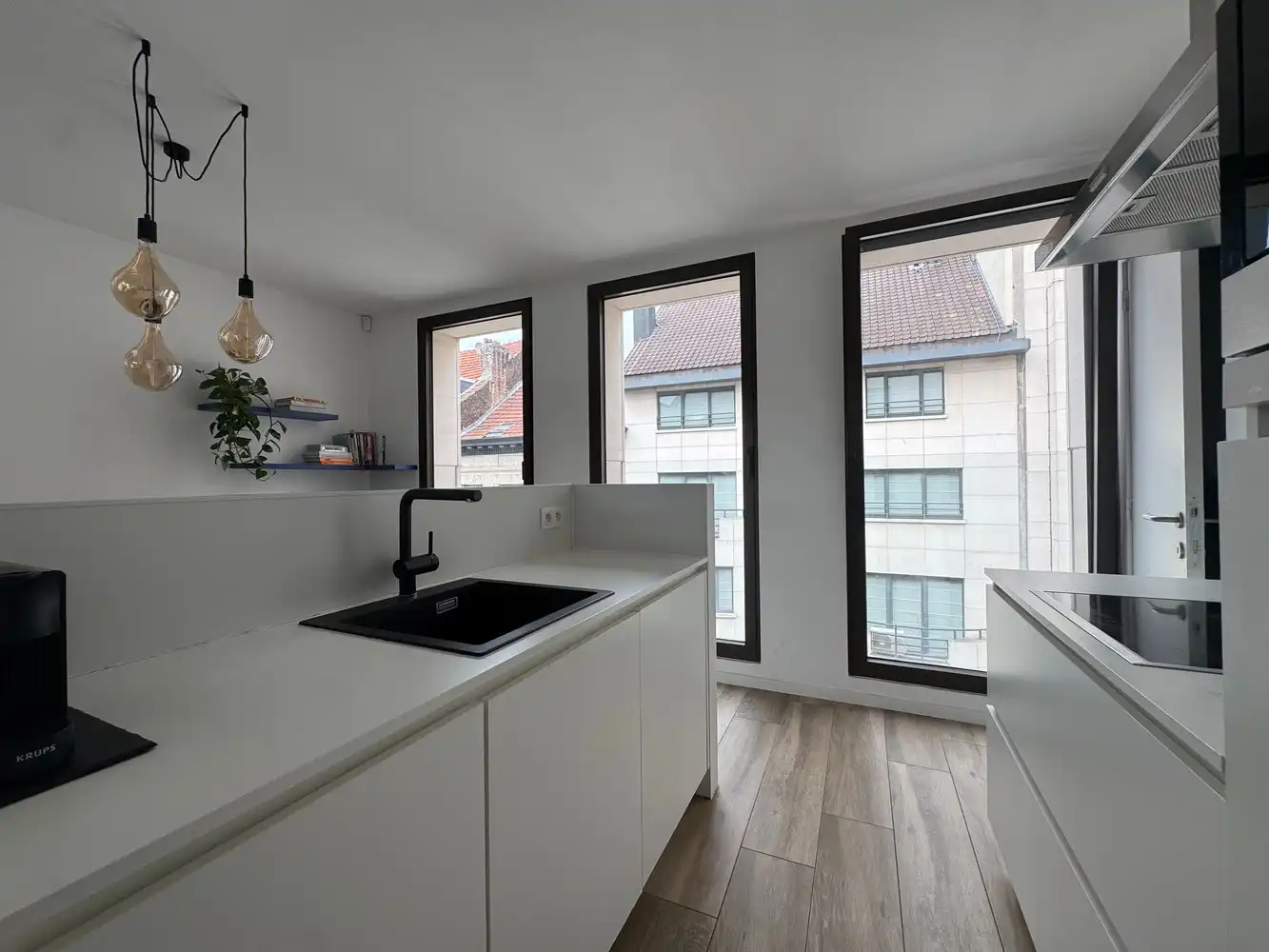Modern tweeslaapkamerappartement met terras en topligging aan het Stadspark foto 10