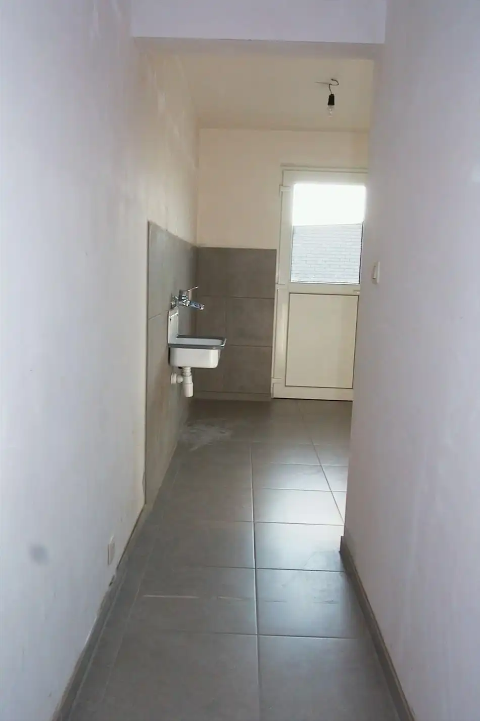 Recente woning met twee slaapkamers foto 7