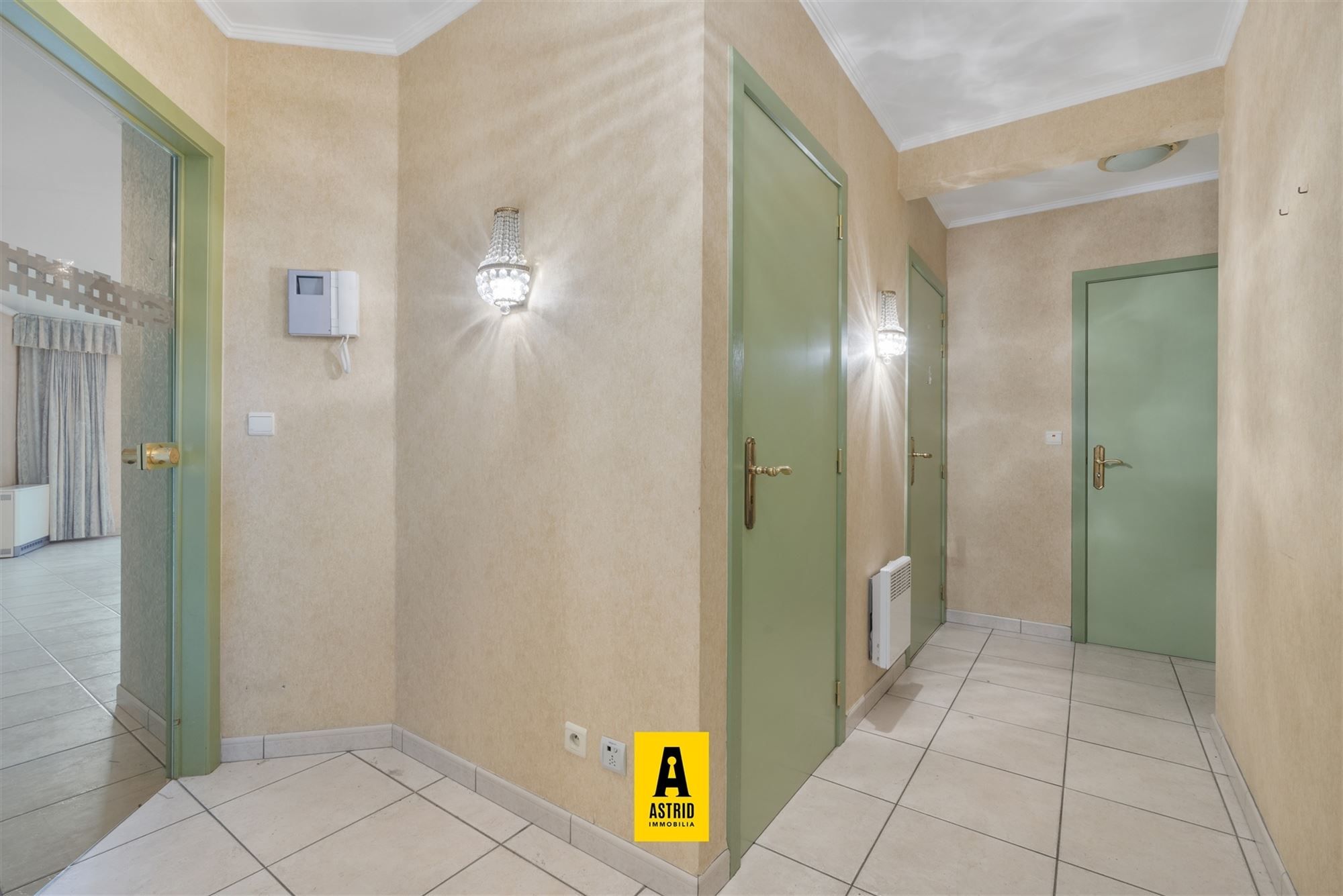 Ruim & zonnig 3-slpk-appartement met terras te Bredene! foto 14