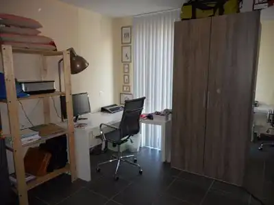 Modern gelijkvloers appartement te Kuringen foto 11