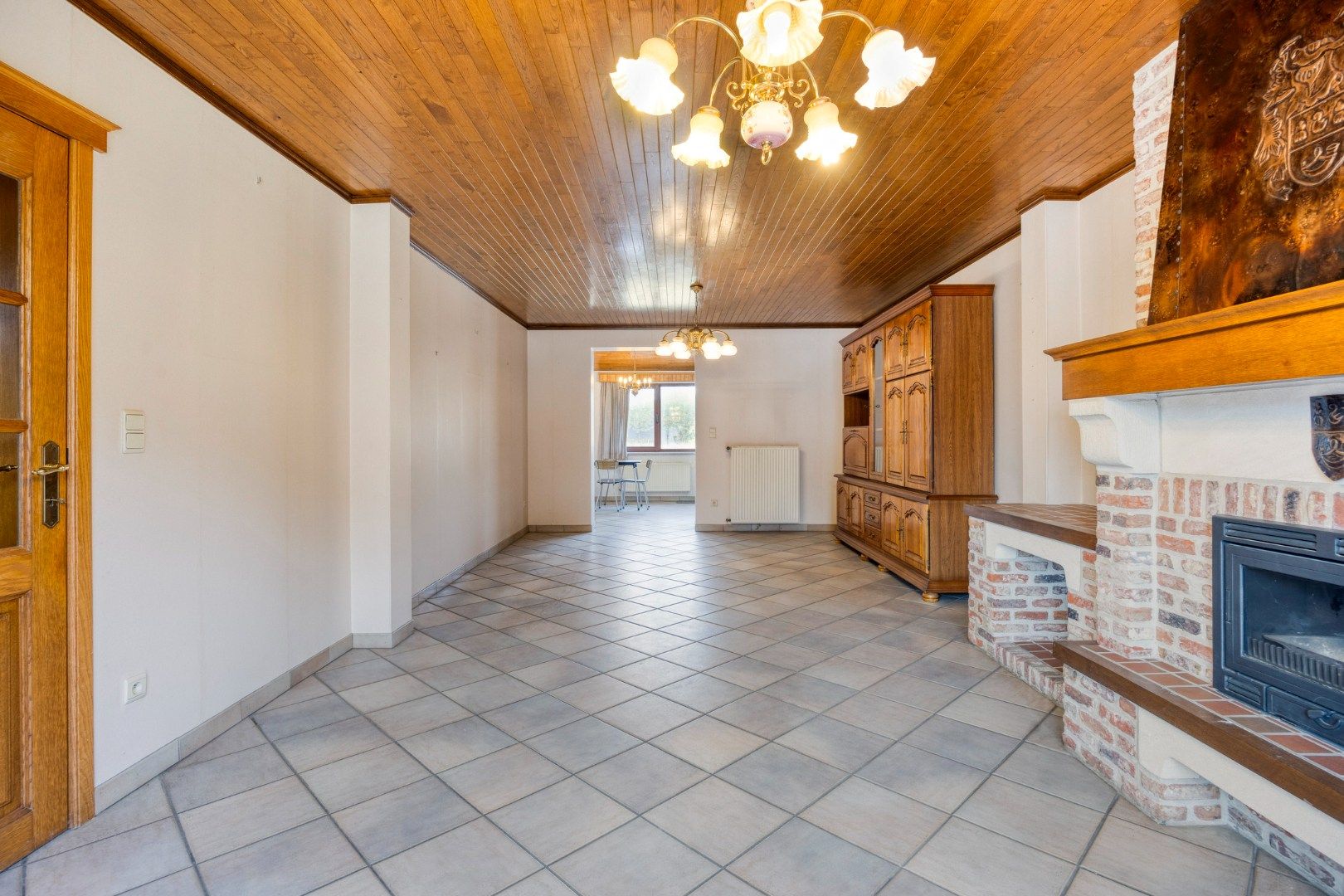 Ruime woning met ruime tuin en garage op een perceel van 802m² in Holsbeek – EPC 280 kWh/m² - bewoonbare opp. 243 m² foto 3