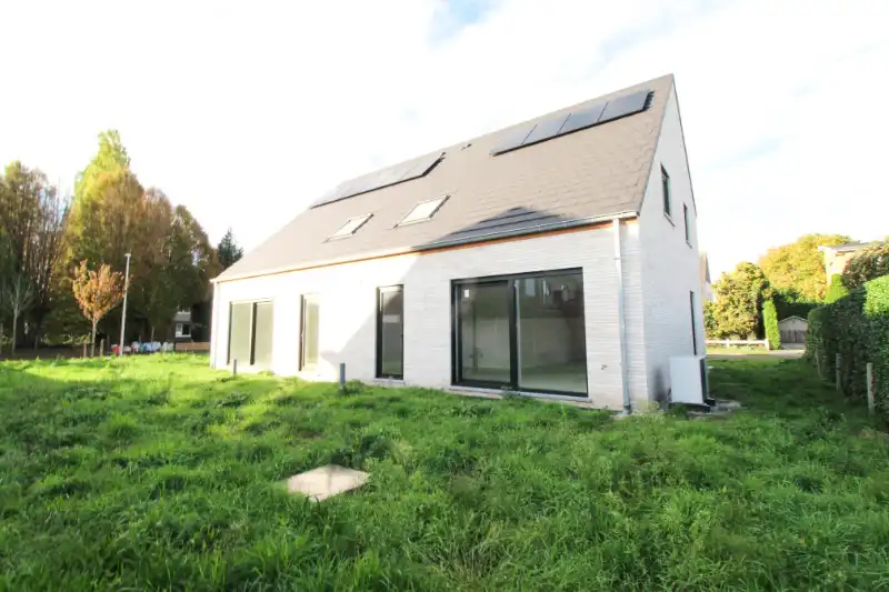Energiezuinige nieuwbouwwoning te huur in rustige wijk te Eeklo foto 10