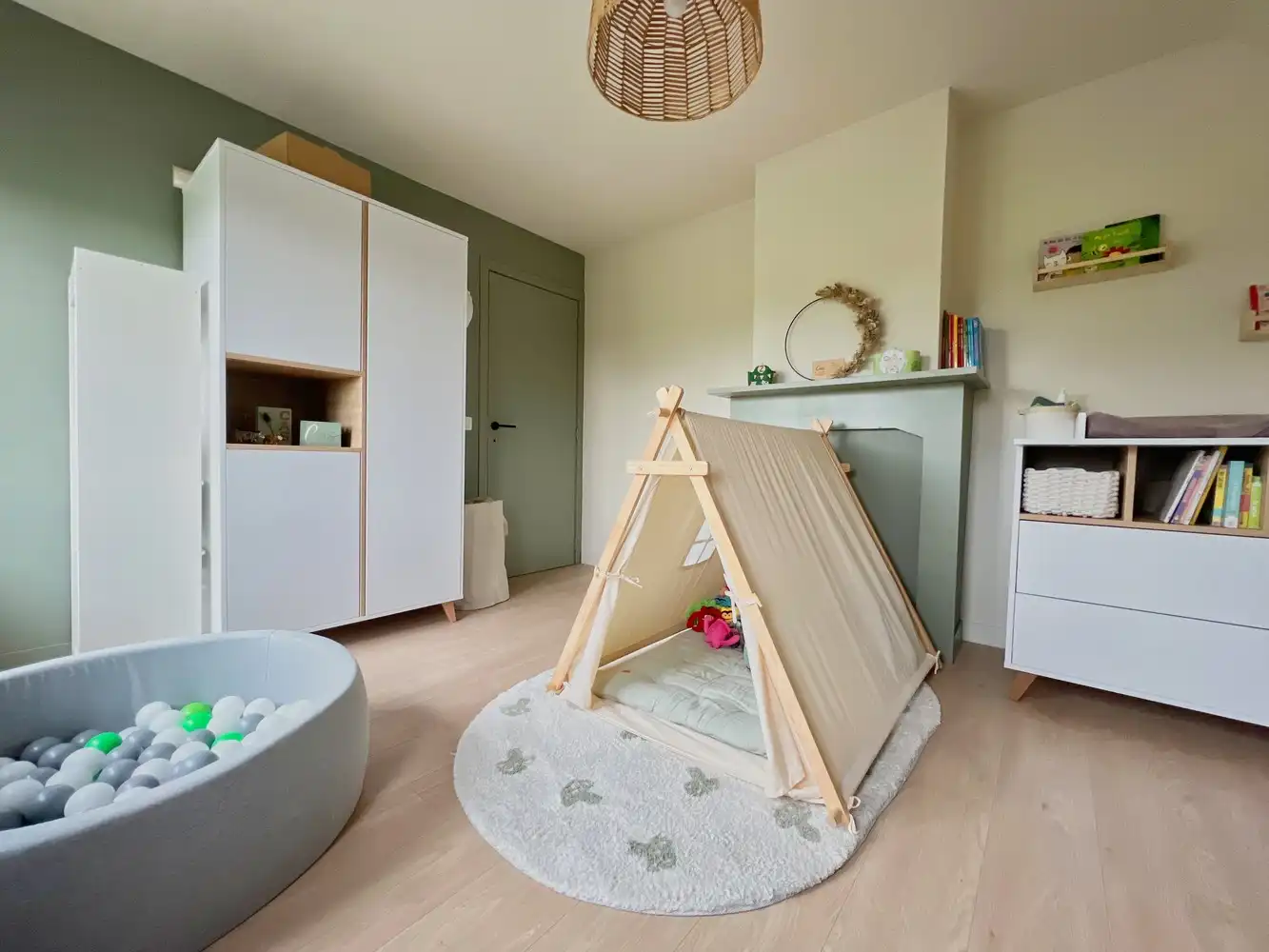 Alleenstaande, karaktervolle woning met zonnige tuin foto 9