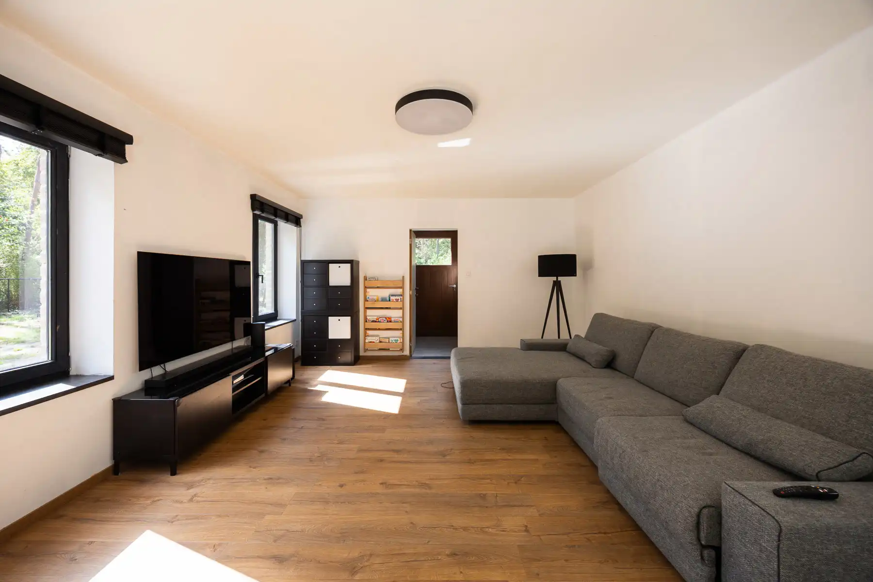 Energiezuinige charmante villa met 4 SLK's, tuin en zwembad foto 7