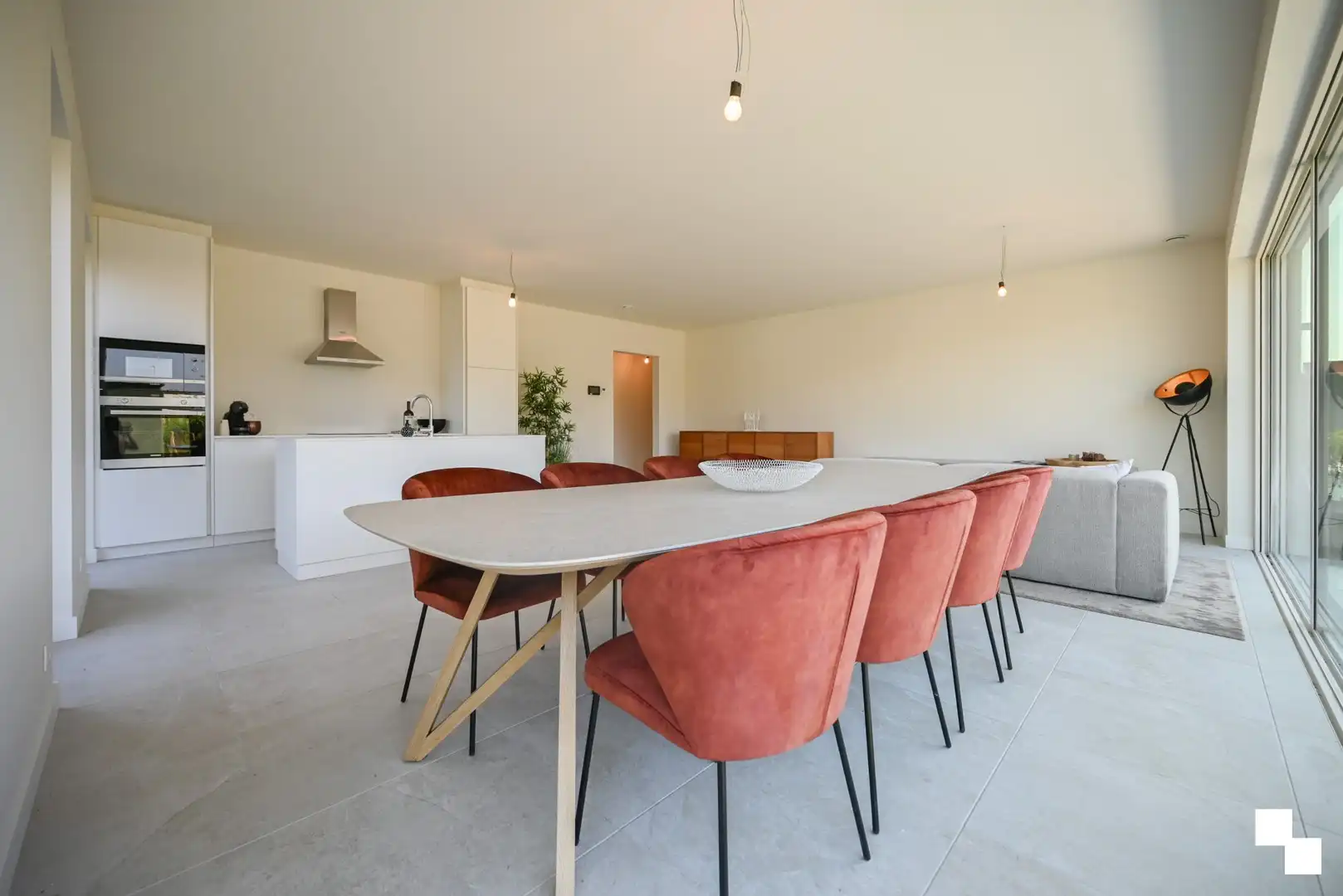 Gelijkvloers appartement met zonnige tuin te Ingelmunster foto 3