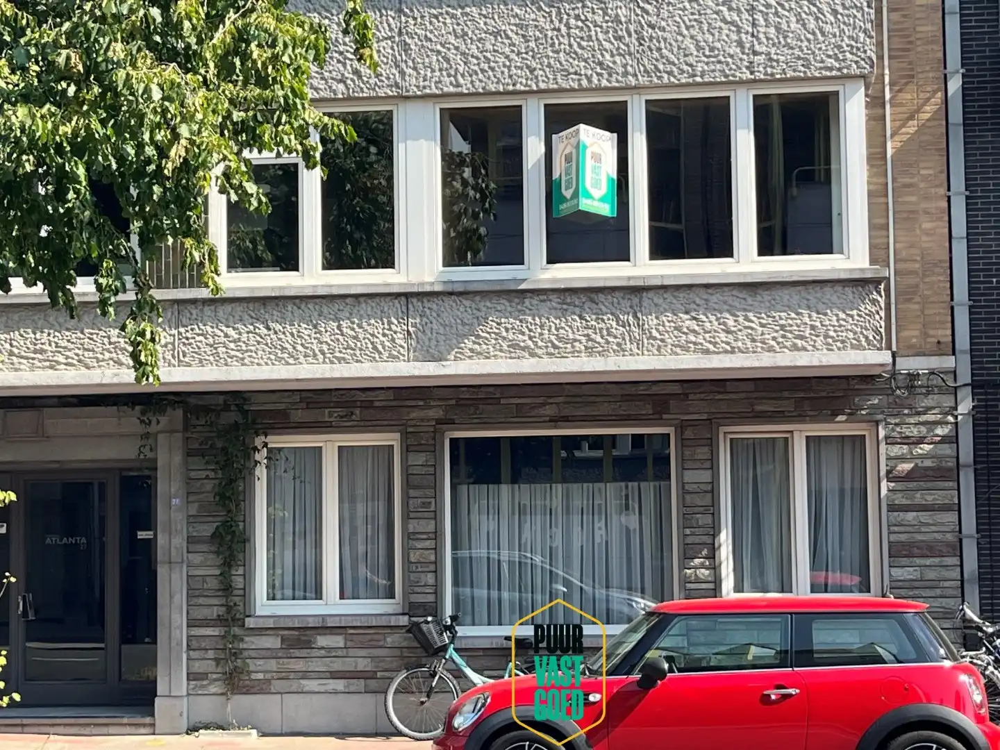 Ruim appartement met 2 slpk's en bureau met uitzonderlijk groot terras  foto {{pictureIndex}}