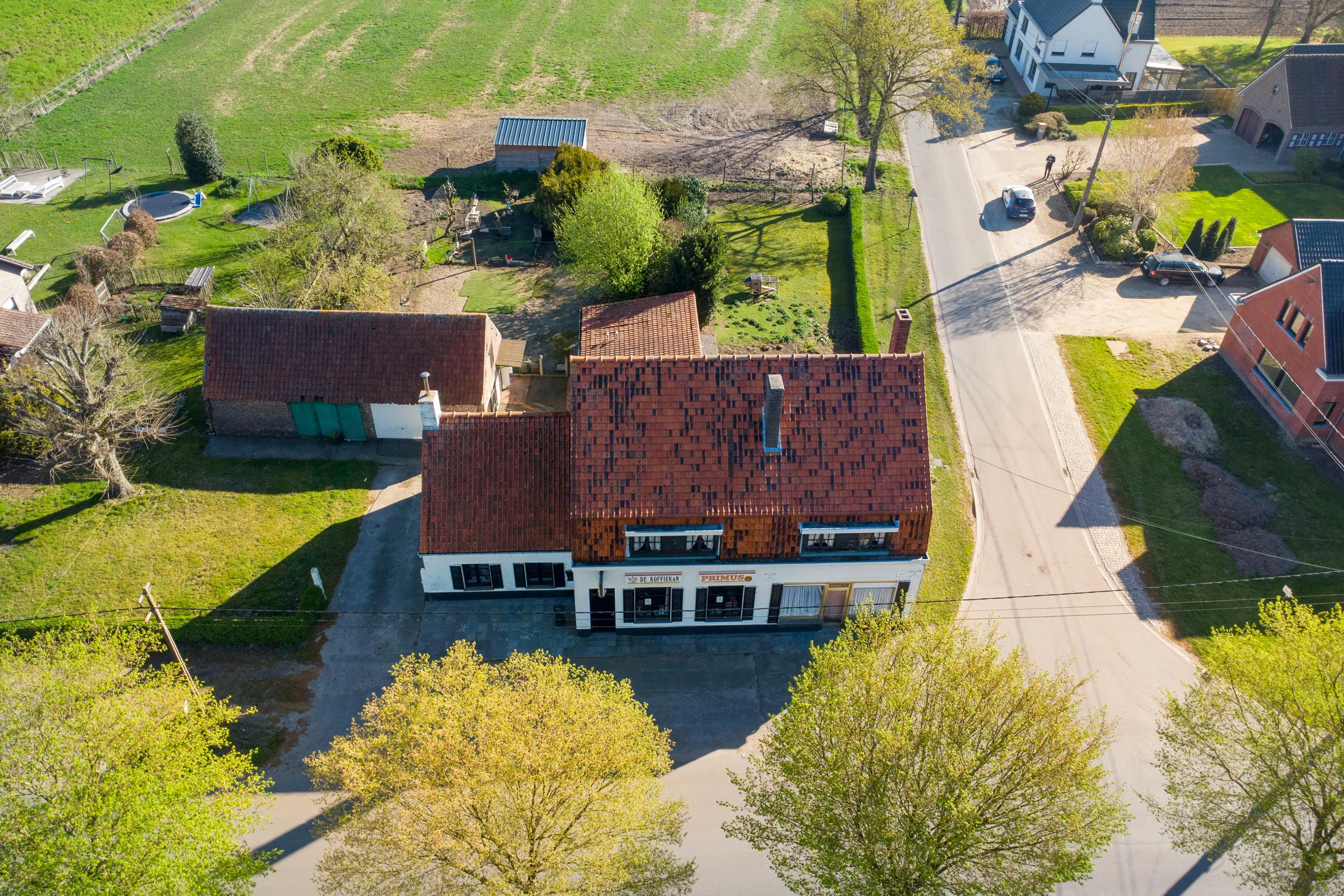 Idyllisch gelegen eigendom "De Koffiekan" te Maldegem foto 2