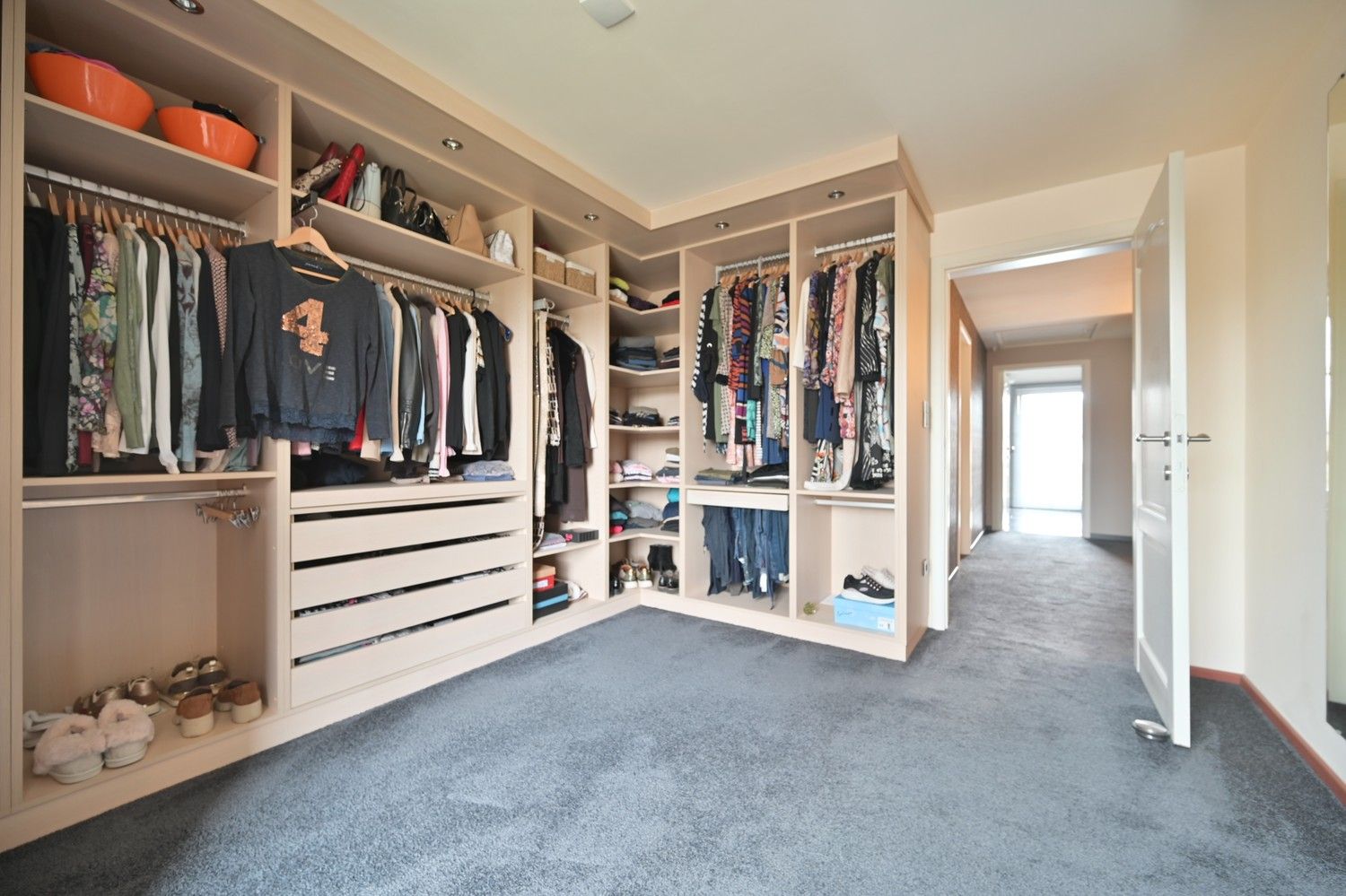 Riante woning met 5 slaapkamers (praktijkruimte), rustig gelegen nabij natuur foto 26