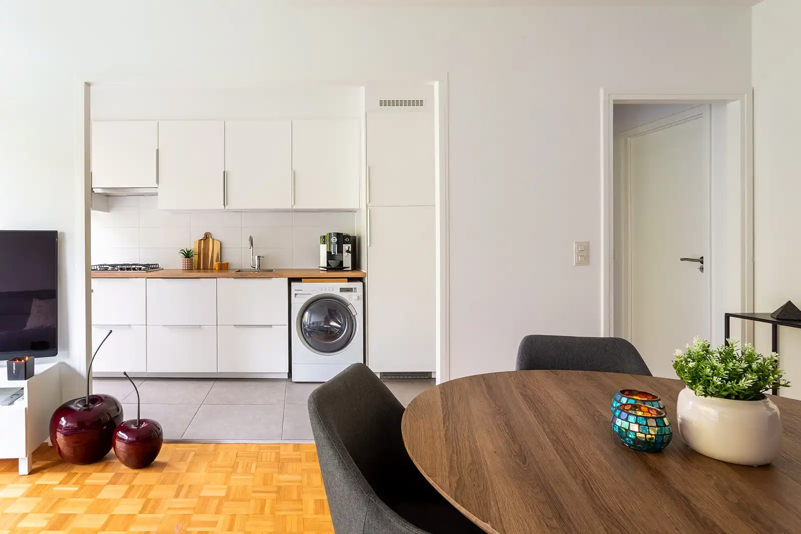 Instapklaar appartement op centrale ligging foto 12