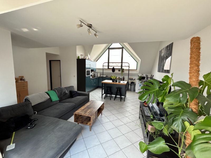 Prachtig 1 slpk dakappartement met terras (±40m²), garage en lift. foto 6
