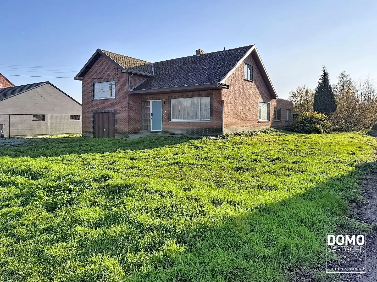 PROJECTGROND VOOR 2 HOB foto {{pictureIndex}}