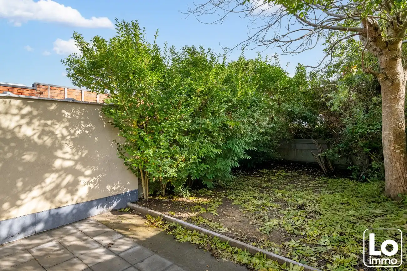 Recent gerenoveerde woning met 2 slaapkamers en zuidoost gerichte tuin in Heusden foto 12