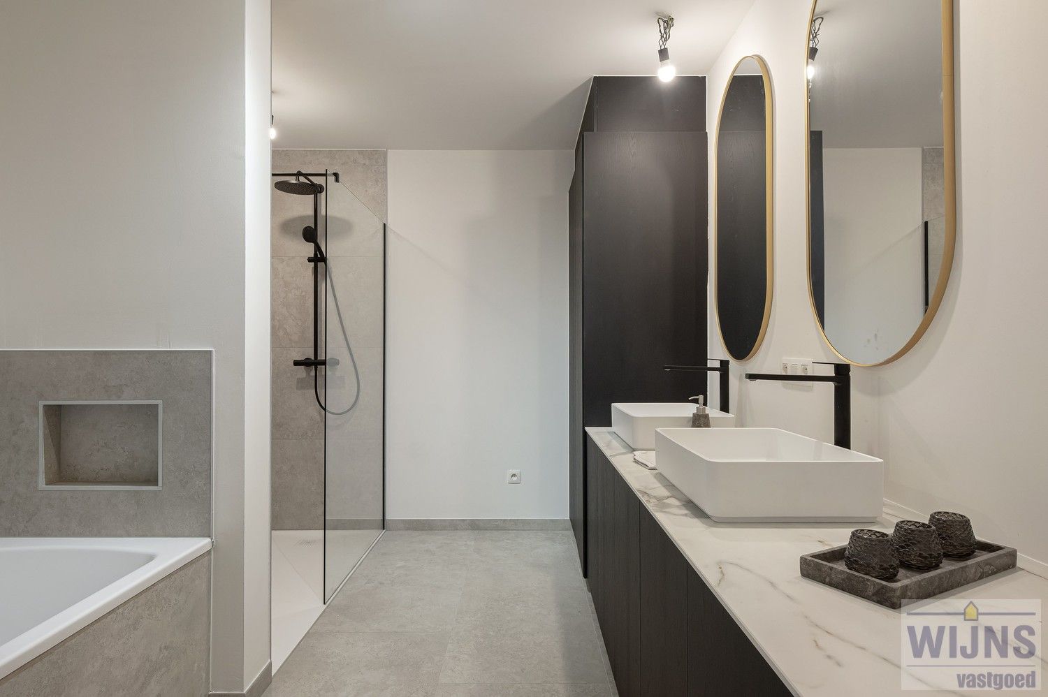 BEN-WONING I TE HUUR I DUFFEL I 4 SLPK foto 19