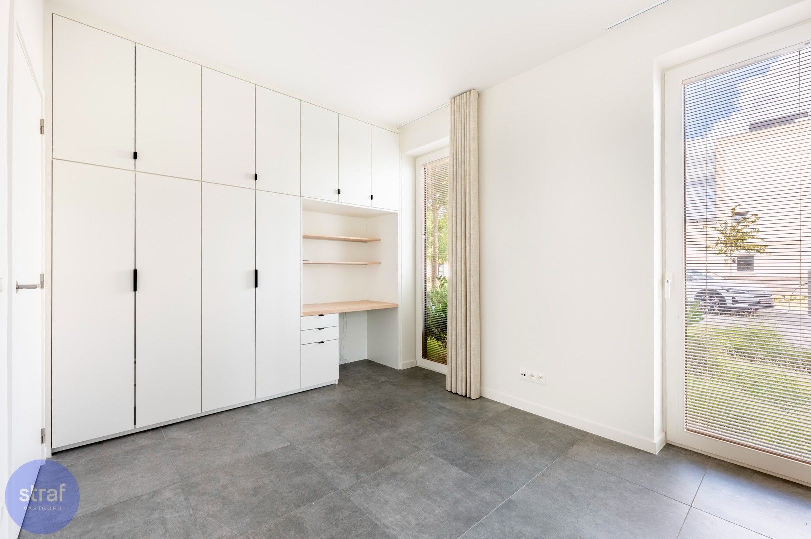 Nieuw en gezellig appartement met terras op toplocatie foto 7