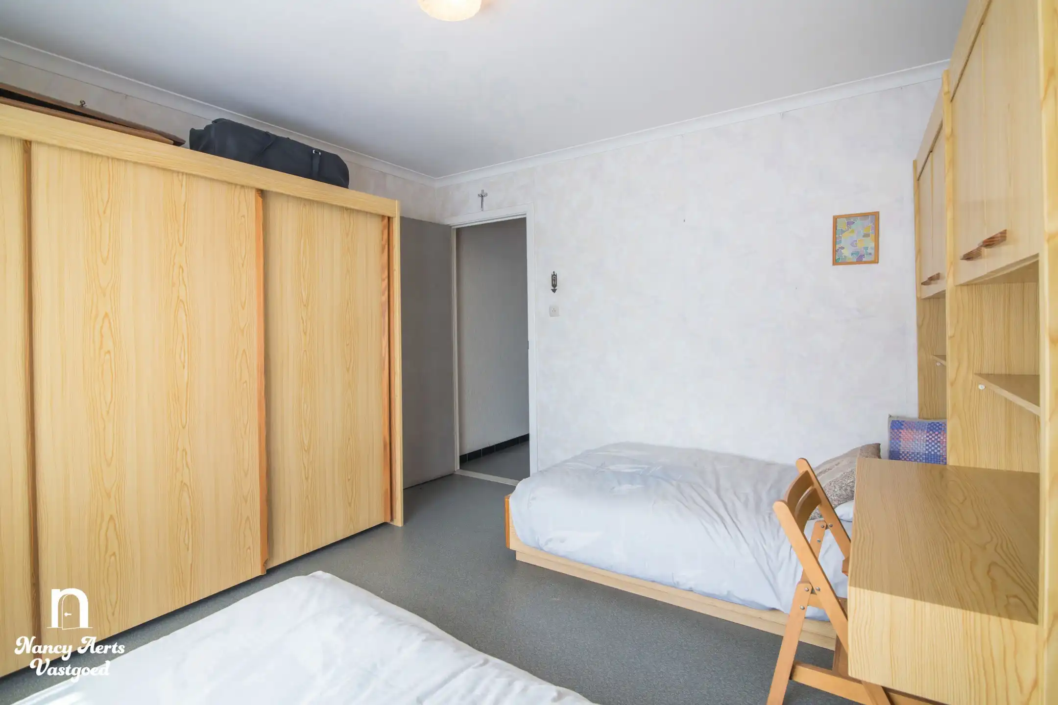 Uitstekend onderhouden split‑level woning in groene omgeving foto 22