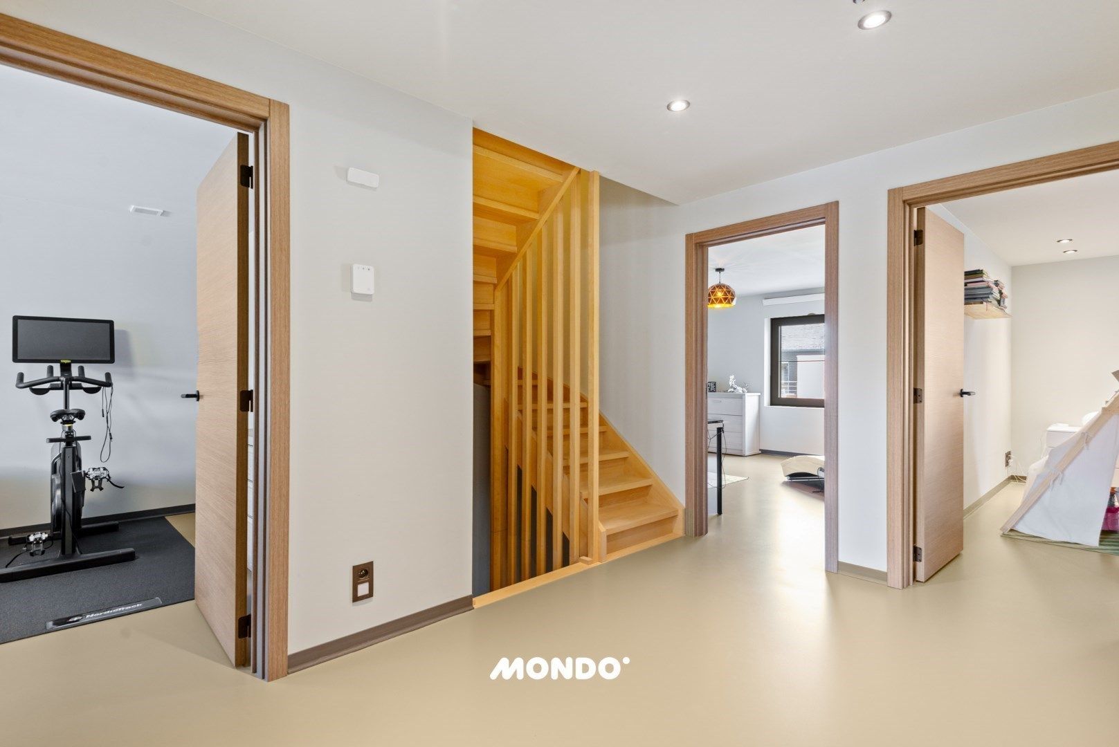 Energiezuinige villa met 6 slaapkamers, zwembad en domotica in het groene Blaasveld foto 17
