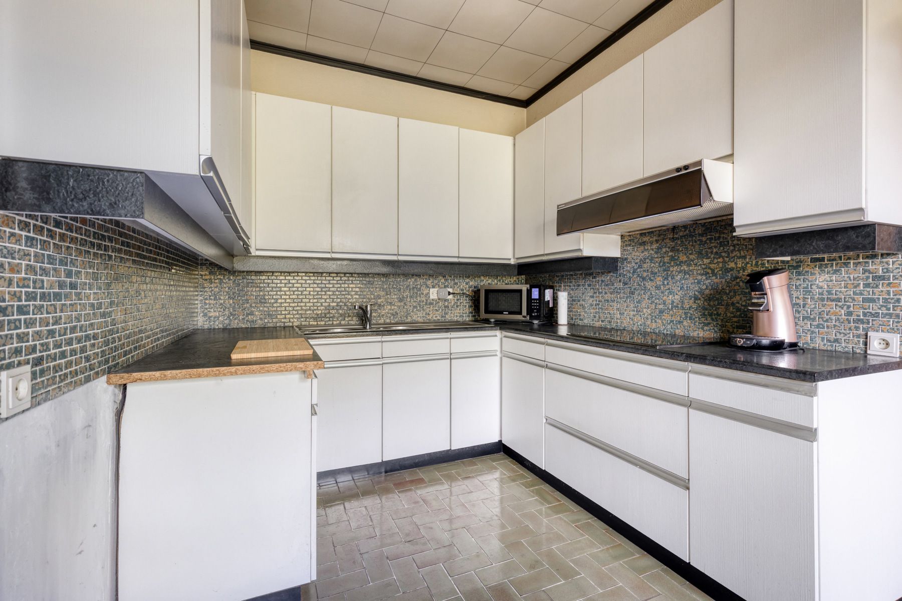 **KIJKDAG 15/11** Te renoveren halfopen bebouwing  foto 11