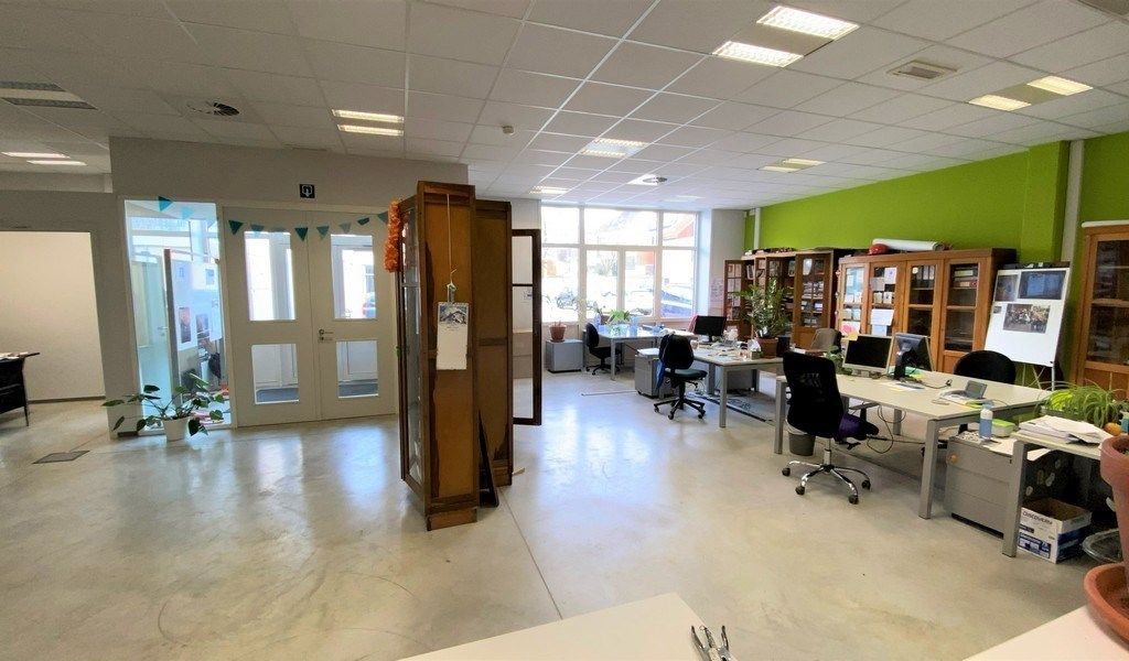 Gerenoveerde kantoren te huur aan Begijnhoflaan in Gent foto 3