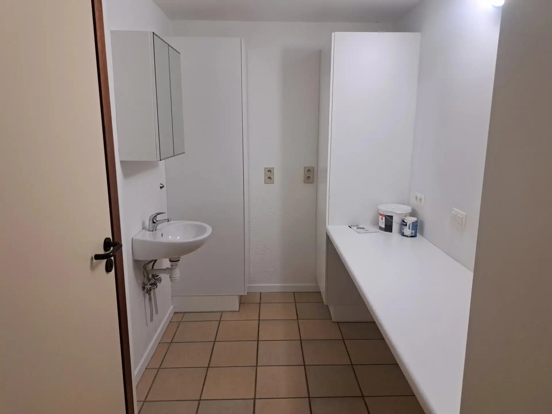CENTRAAL GELEGEN KANTOORRUIMTE/VRIJ BEROEP IN WALTWILDER foto 7