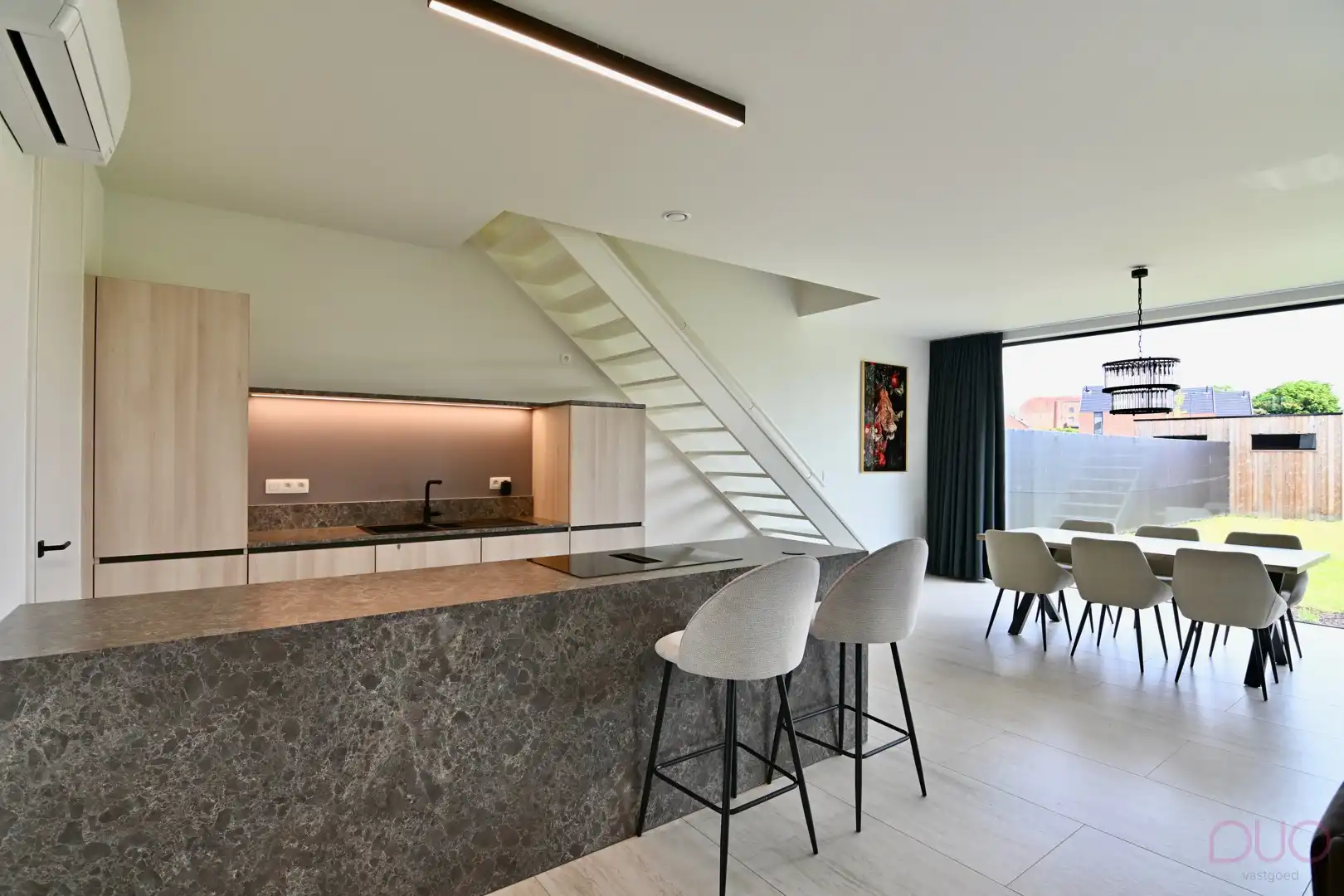 Moderne, stijlvolle nieuwbouwwoning in Wilderen inclusief diverse roerende goederen foto 10