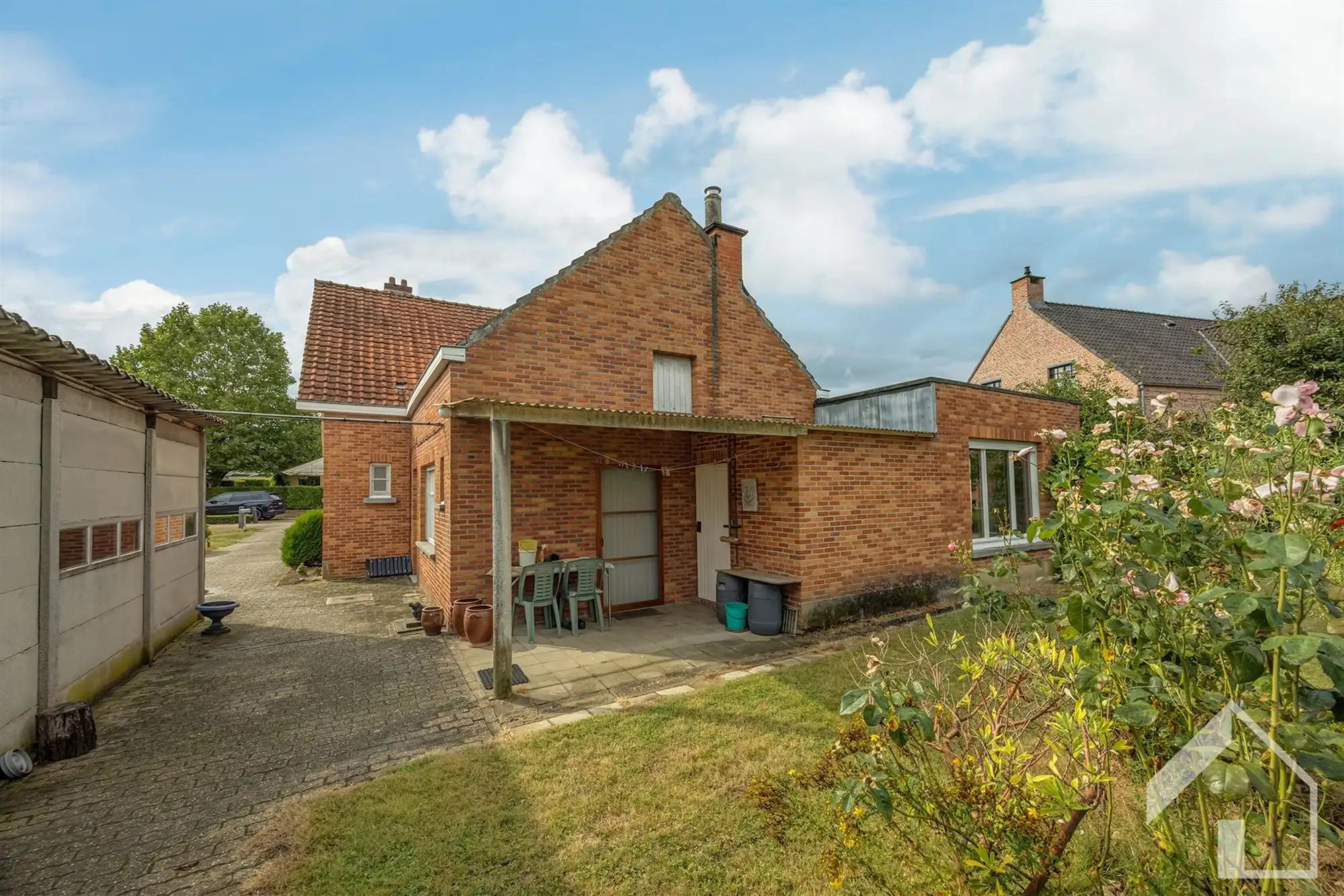 Te renoveren woning op toplocatie foto 14