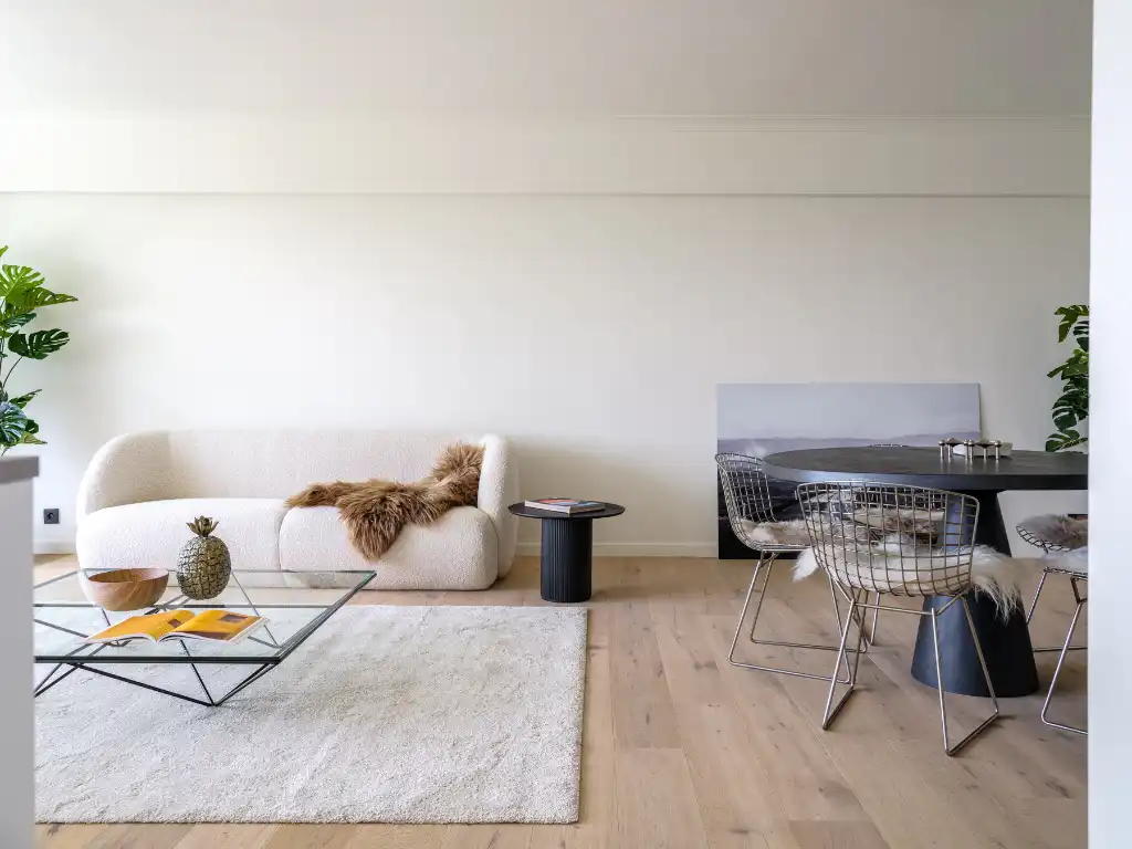Ruim en lichtrijk 3 slpk appartement met terras nabij het station Gent-Sint-Pieters foto 4