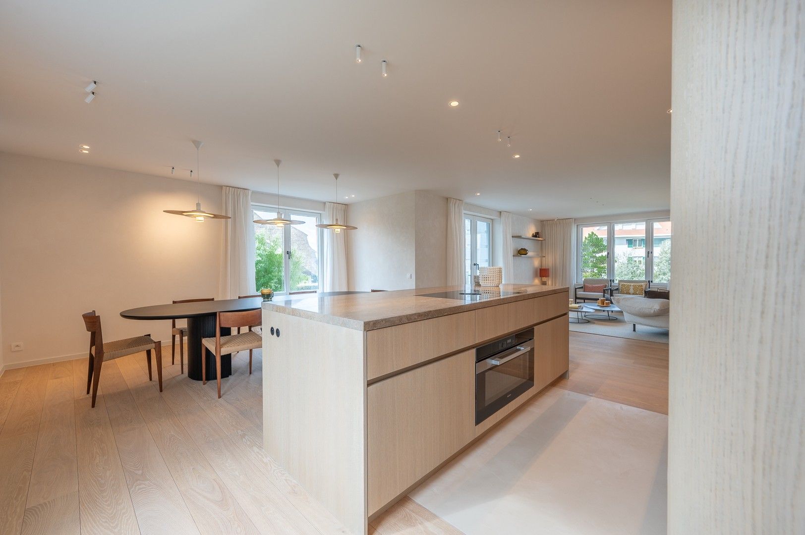 Exclusief hoekappartement van 187 m2 met 4 slaapkamers in het Zoute. foto 9