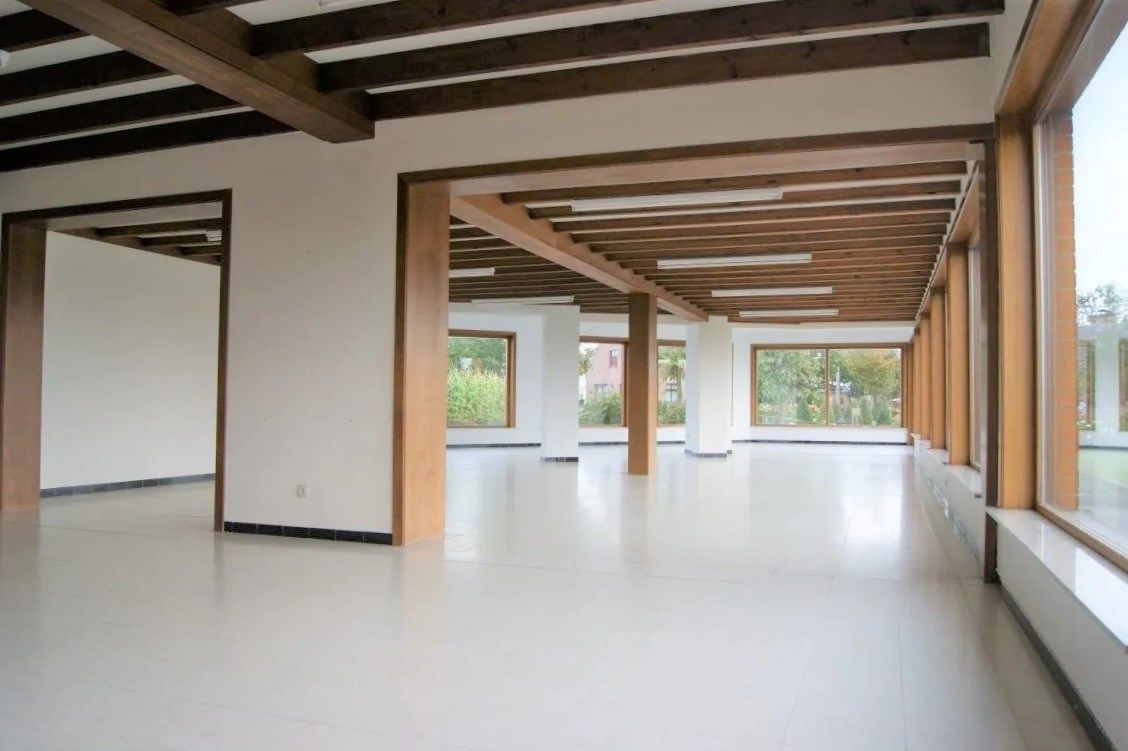 Handelsruimte/kantoor (met atelier, opslag en parking) + woning met tuin en garage, Kortemark foto 23