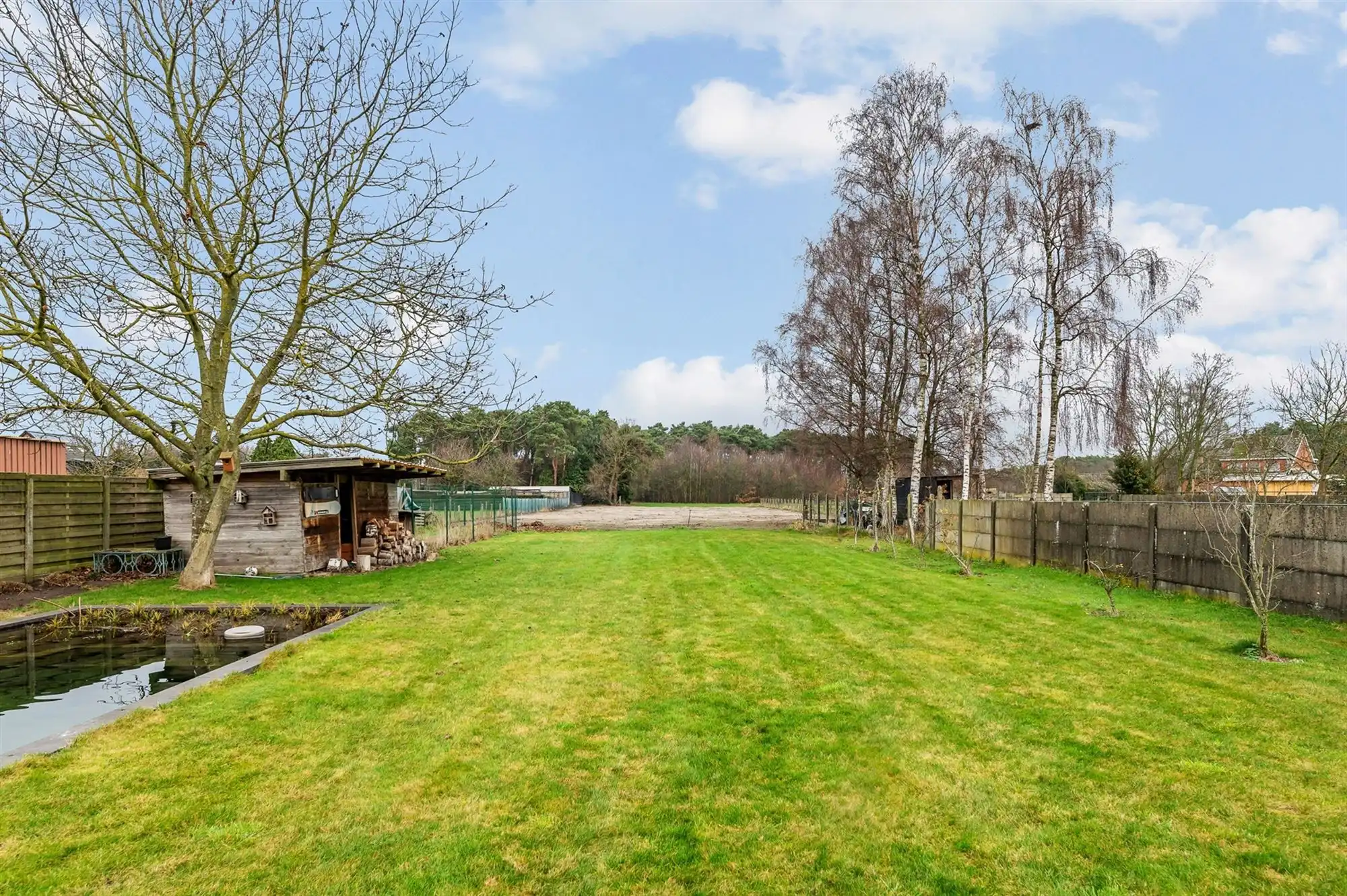 PRACHTIG GERENOVEERDE WONING MET RUIME GARAGE OP IDEALE LIGGING! foto 23