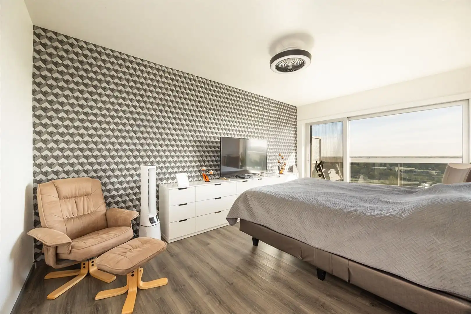 3 slaapkamer hoekappartement met panoramisch uitzicht foto 10