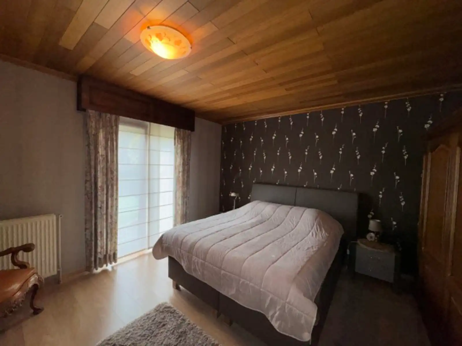 Ruime rustig gelegen villa foto 8