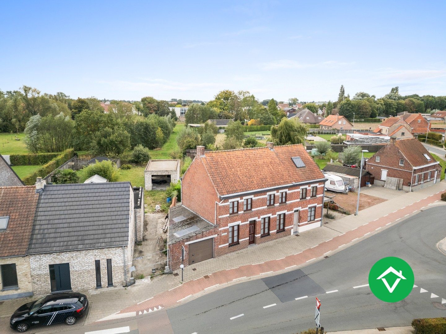 Ruime woning met 5 slaapkamers, diepe tuin en garage te Staden foto 30