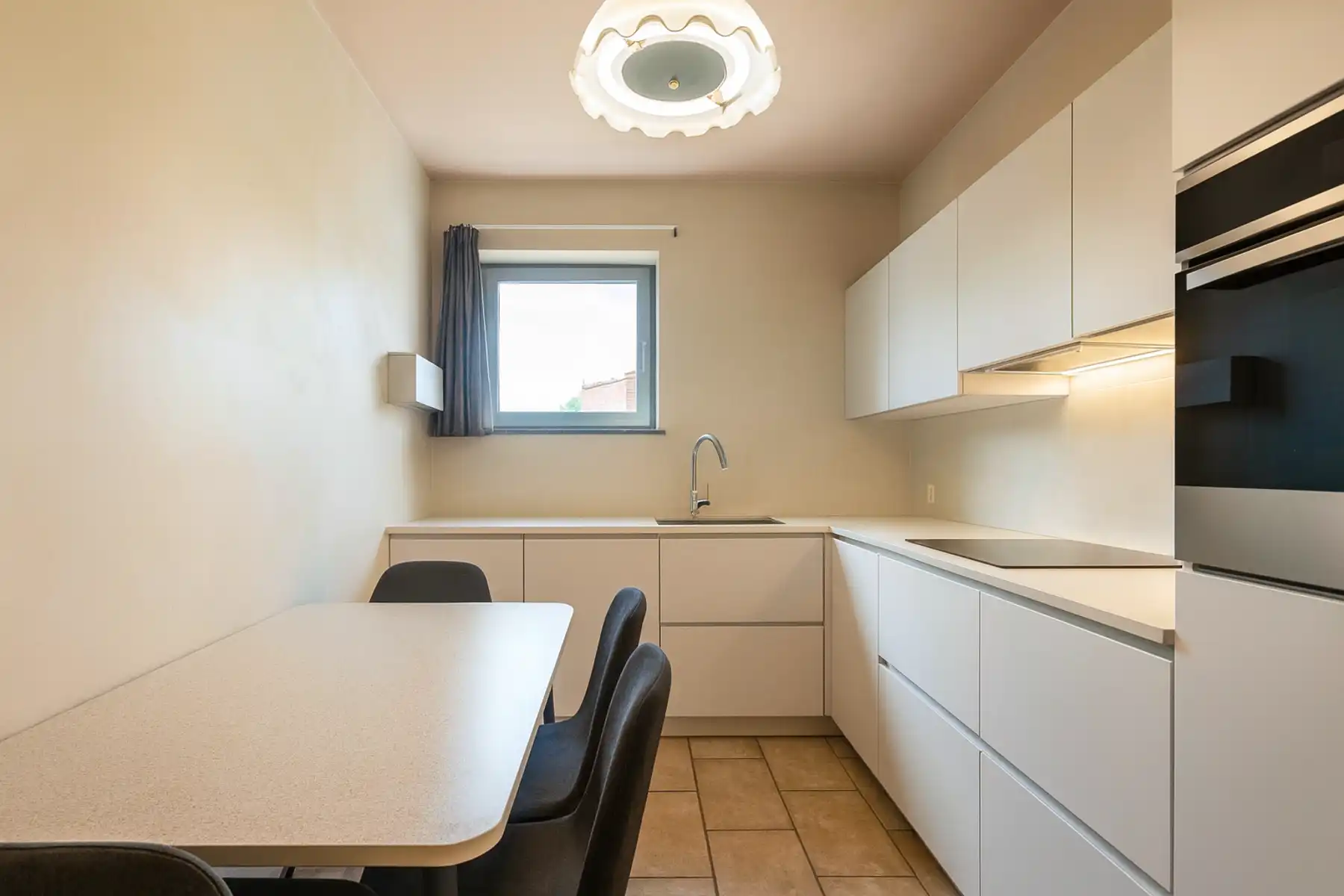 Ruim appartement in het stadscentrum! foto 7