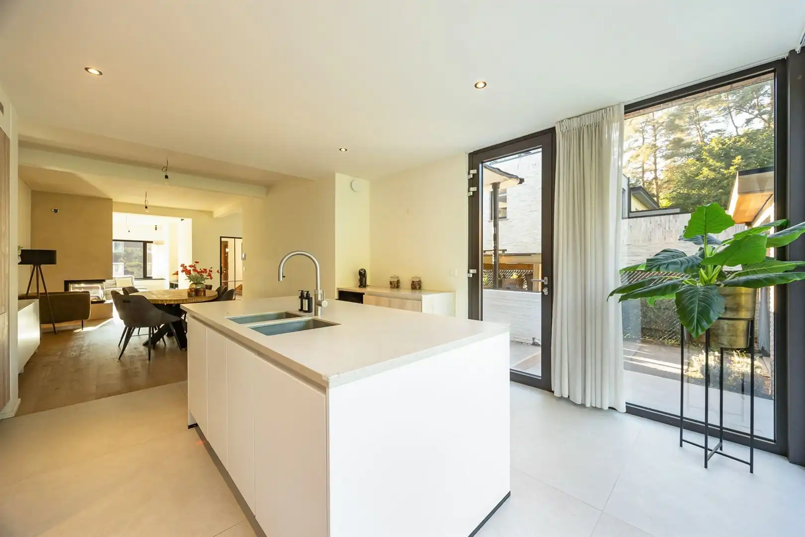 Luxueus en energetisch gerenoveerde Art-Déco woning foto 14
