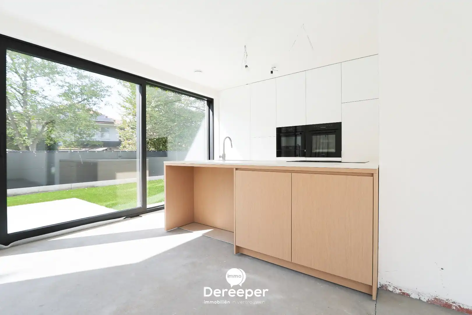 Nieuwbouwwoning met 4 slaapkamers op een uitstekende ligging in centrum Jabbeke foto 13