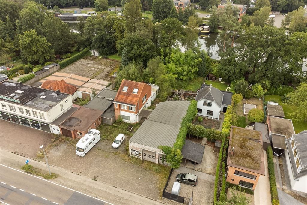 Projectgrond / Woning en magazijnen foto 16