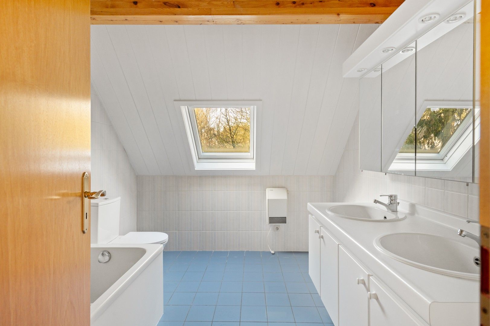 Vrijstaande villa in het groen op een perceel van 3501 m² foto 17