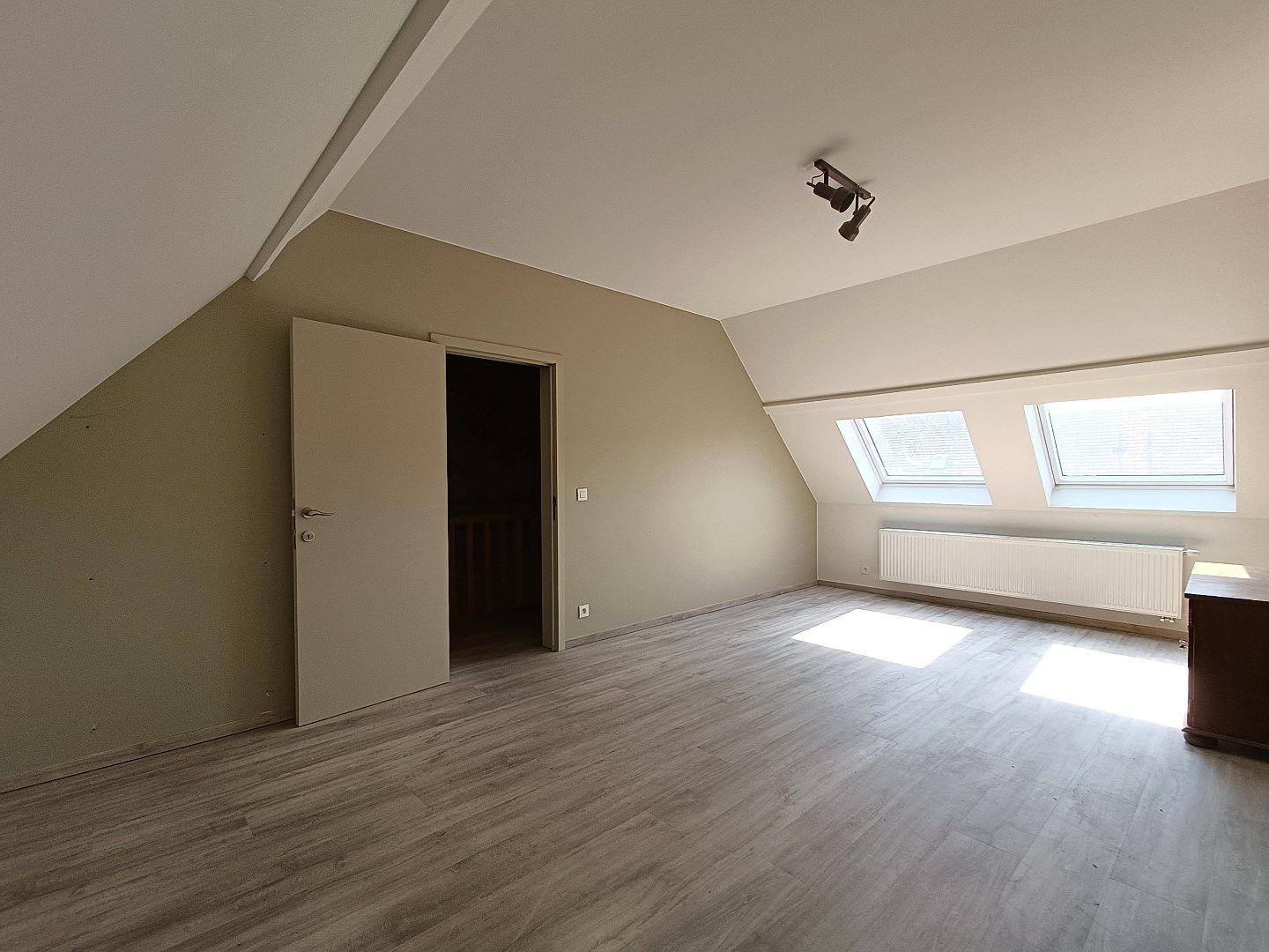 Instapklare woning te Heist – Comfort & Duurzaamheid!  foto 6