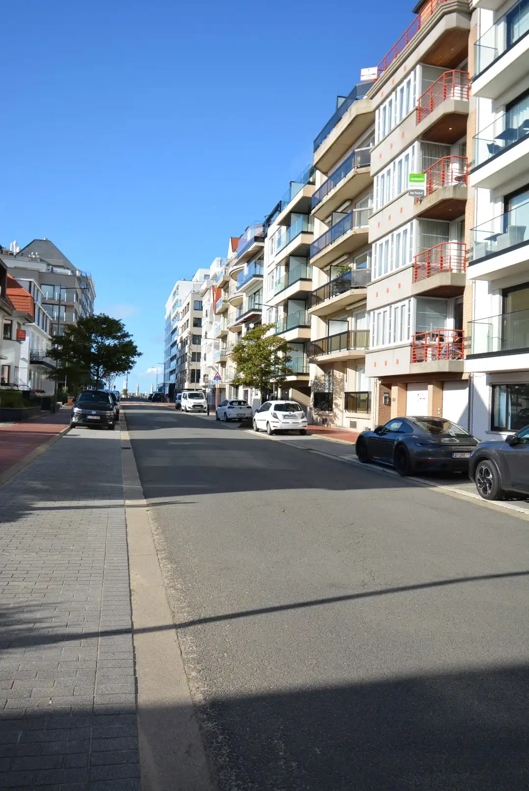 Ruim appartement met 3 slaapkamers op wandelafstand van het strand. foto 17