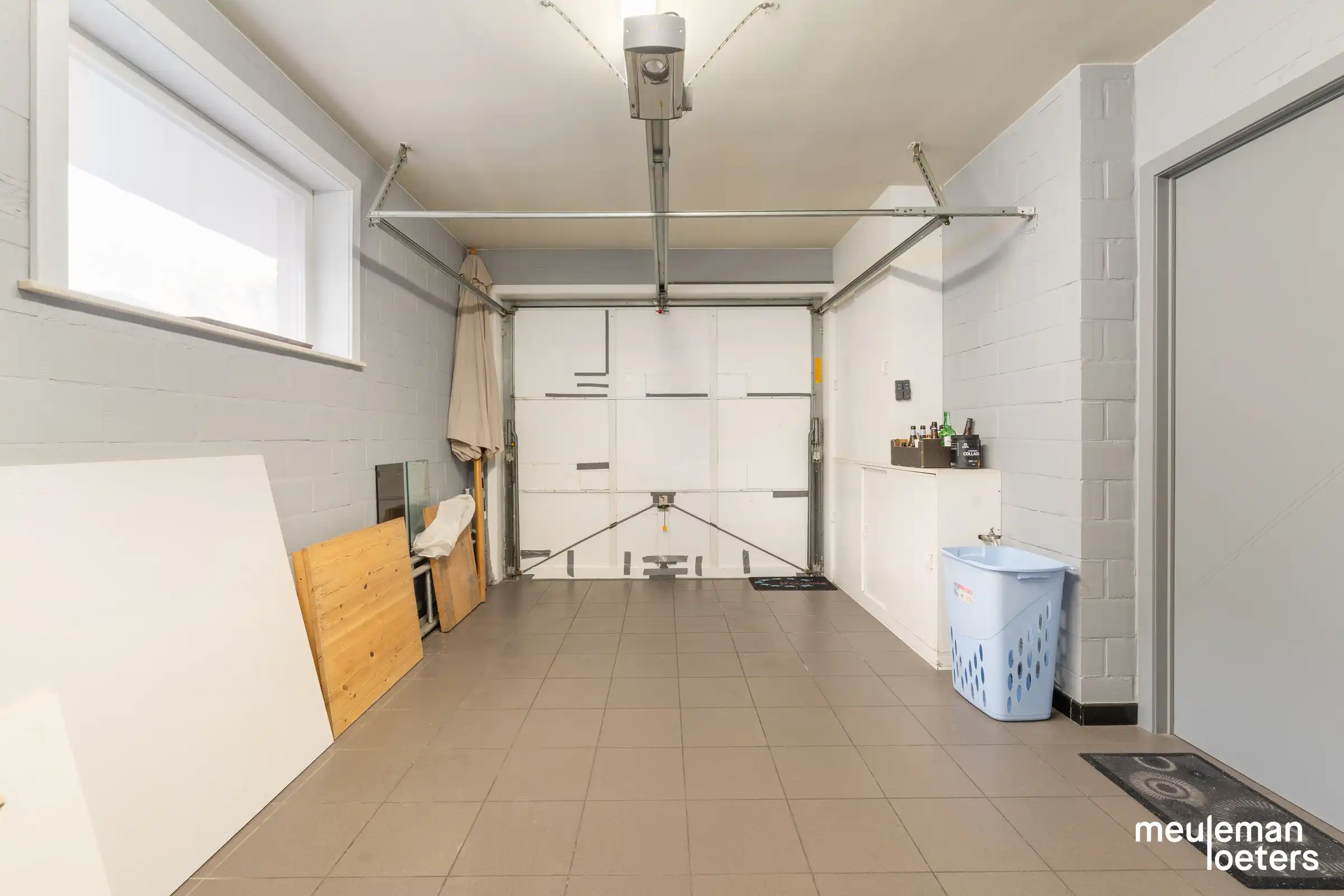 Schitterend gelegen en energiezuinige gelijkvloerse woning met tuin en garage foto 6