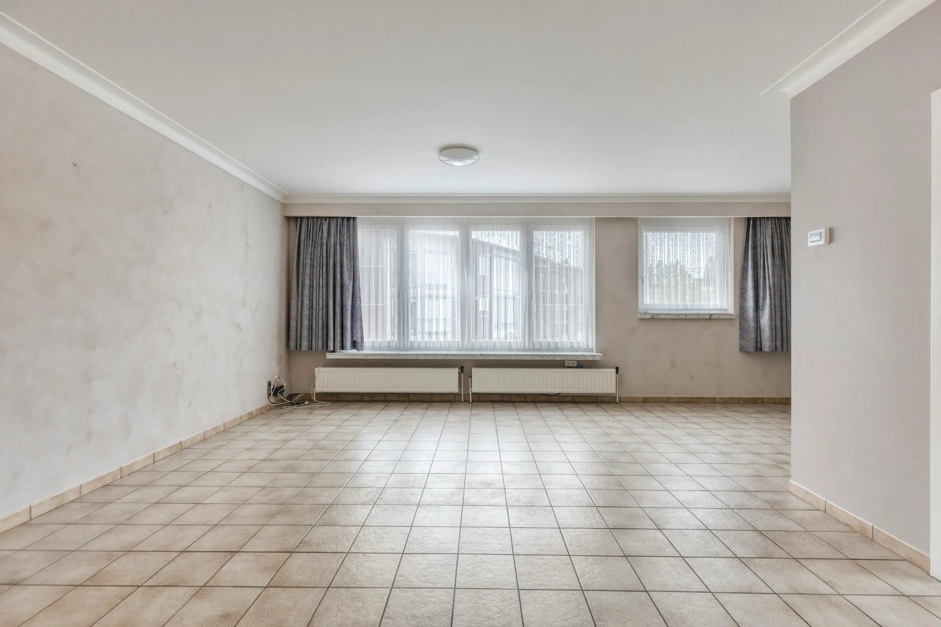 Energiezuinig appartement met 2 garages te koop in Merksem foto 3