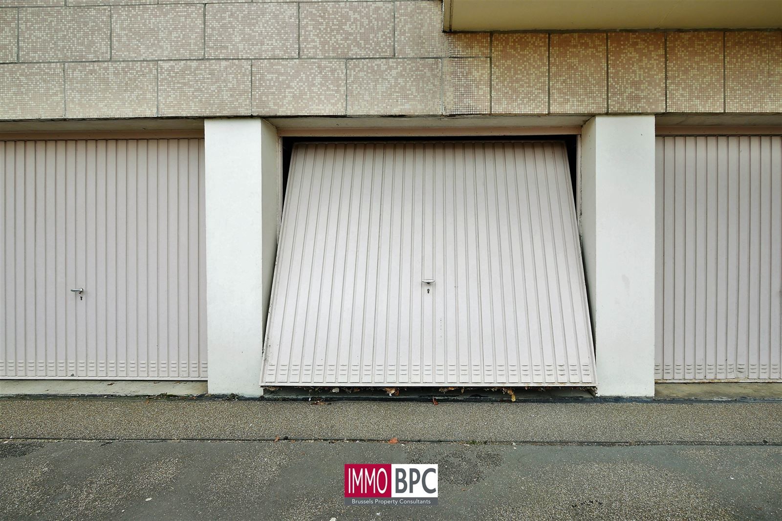 Dubbele Garagebox - buiten foto 4