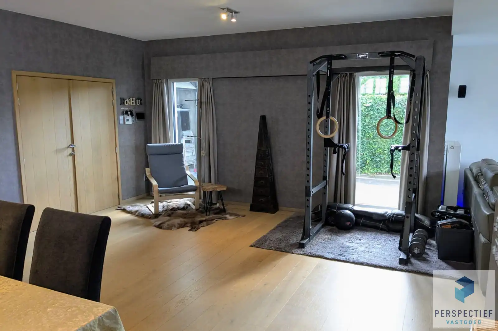 BEZOEKMOMENT ZATERDAG 21/03 VAN 13U TOT 15U | Ruime, instapklare woning met 4 slaapkamers, garage en magazijn op 970 m² foto 11