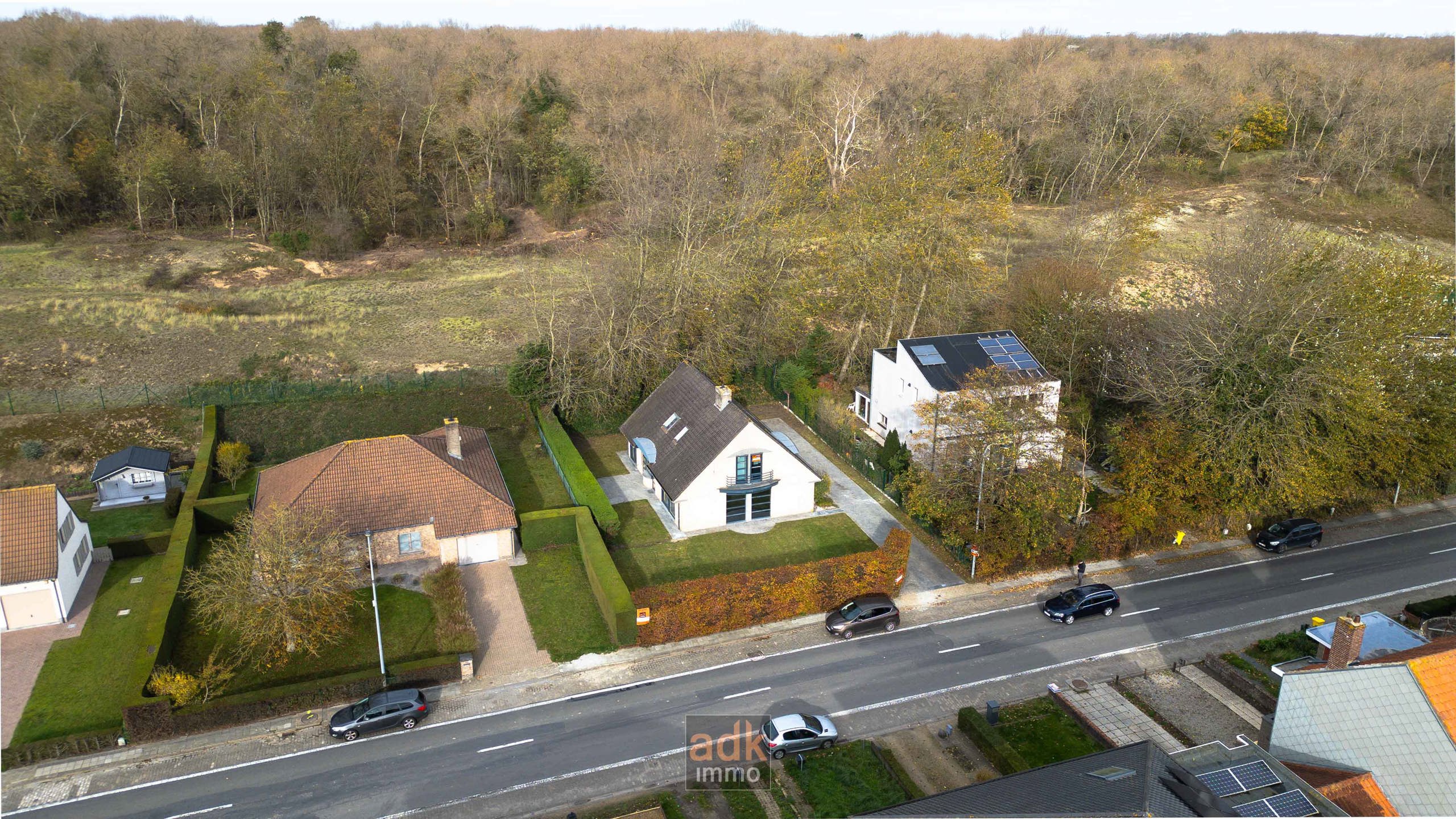 Lichtrijke villa aan de duinen op 908 m² foto 2