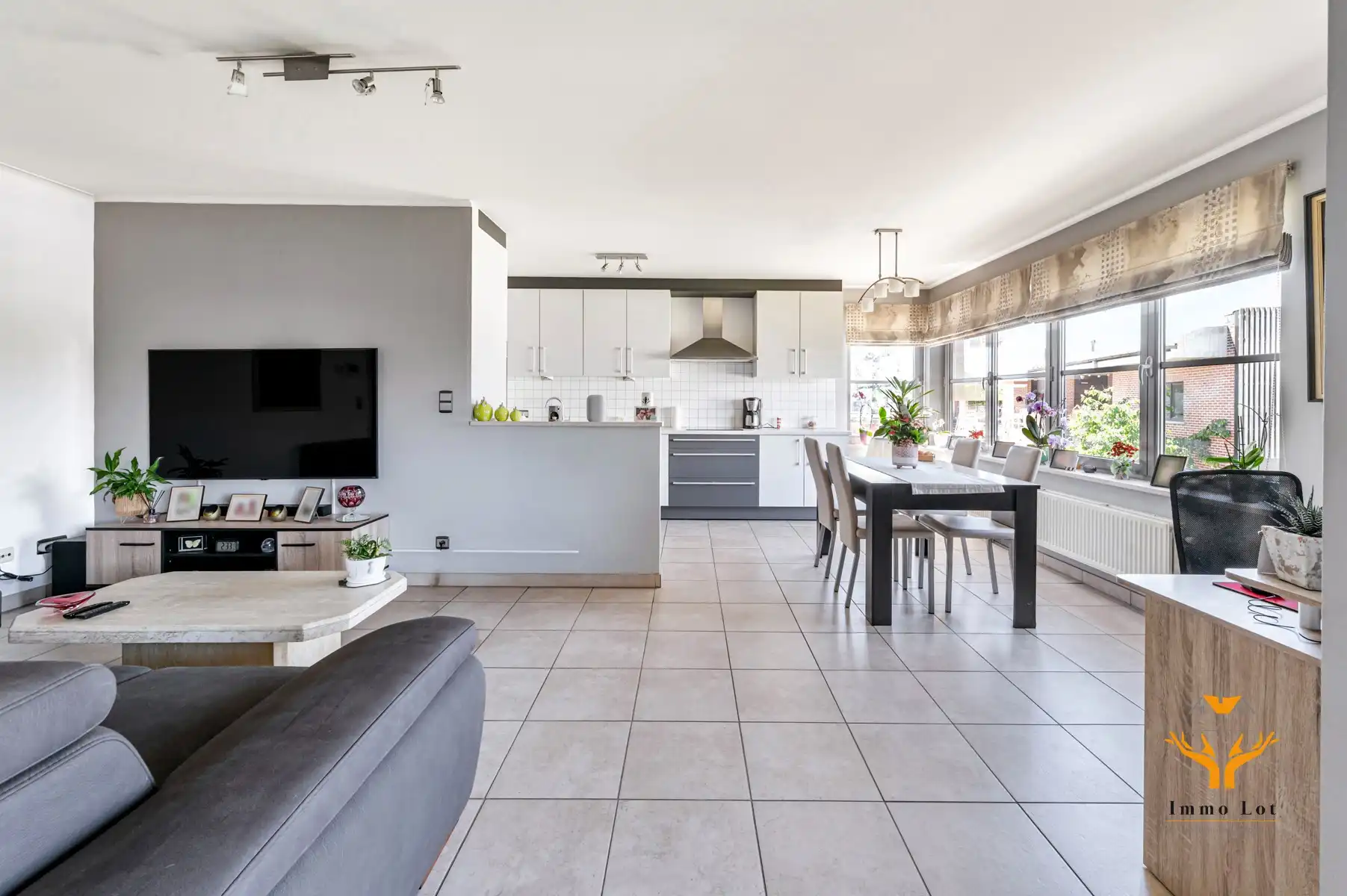 Instapklaar appartement met 2 slpk en garage aan Donkmeer  foto 4