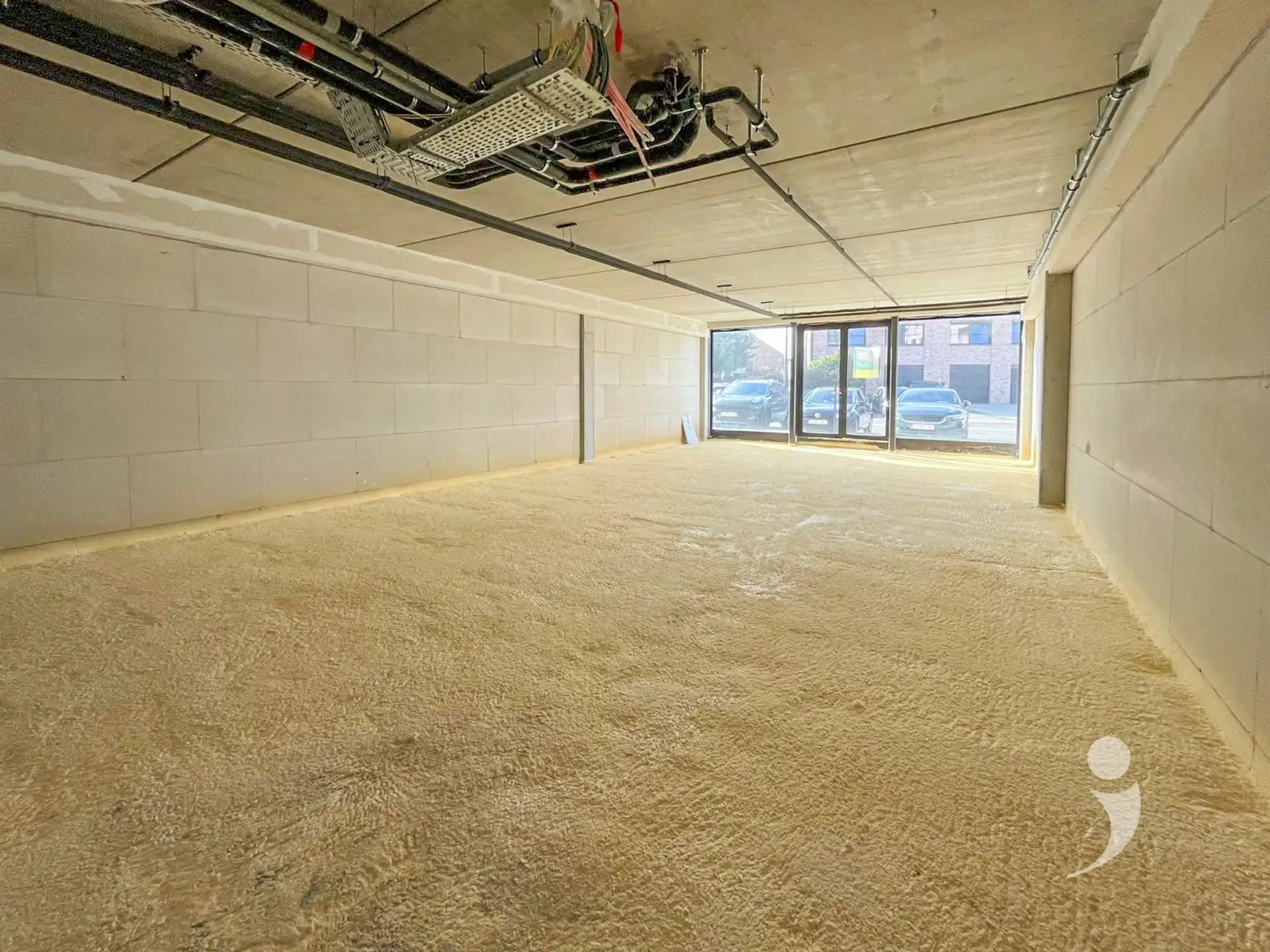 Commerciële ruimte te koop in nieuwbouwcomplex! foto 8