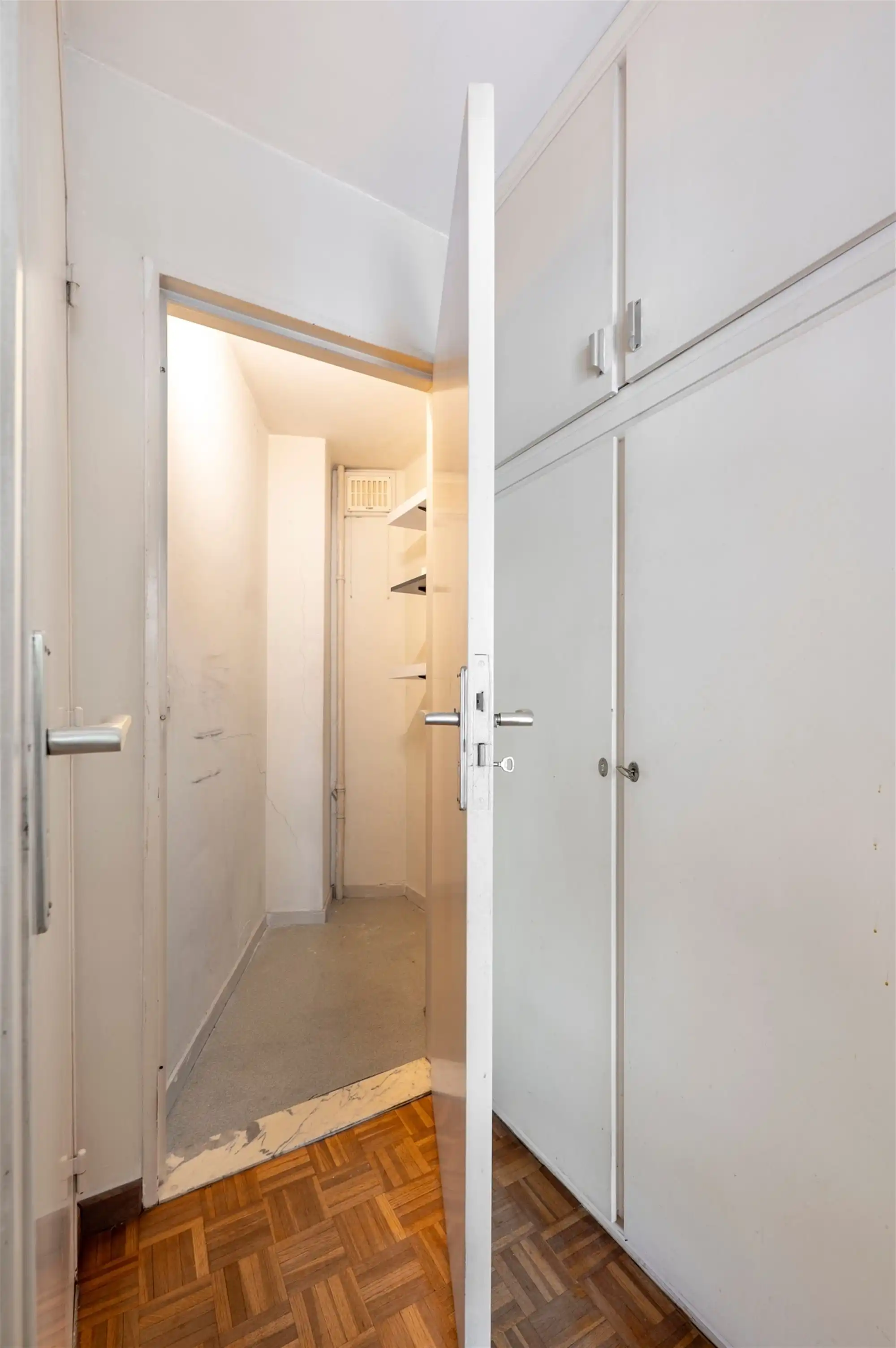 Ruim te renoveren 2 slk appartement  foto 7